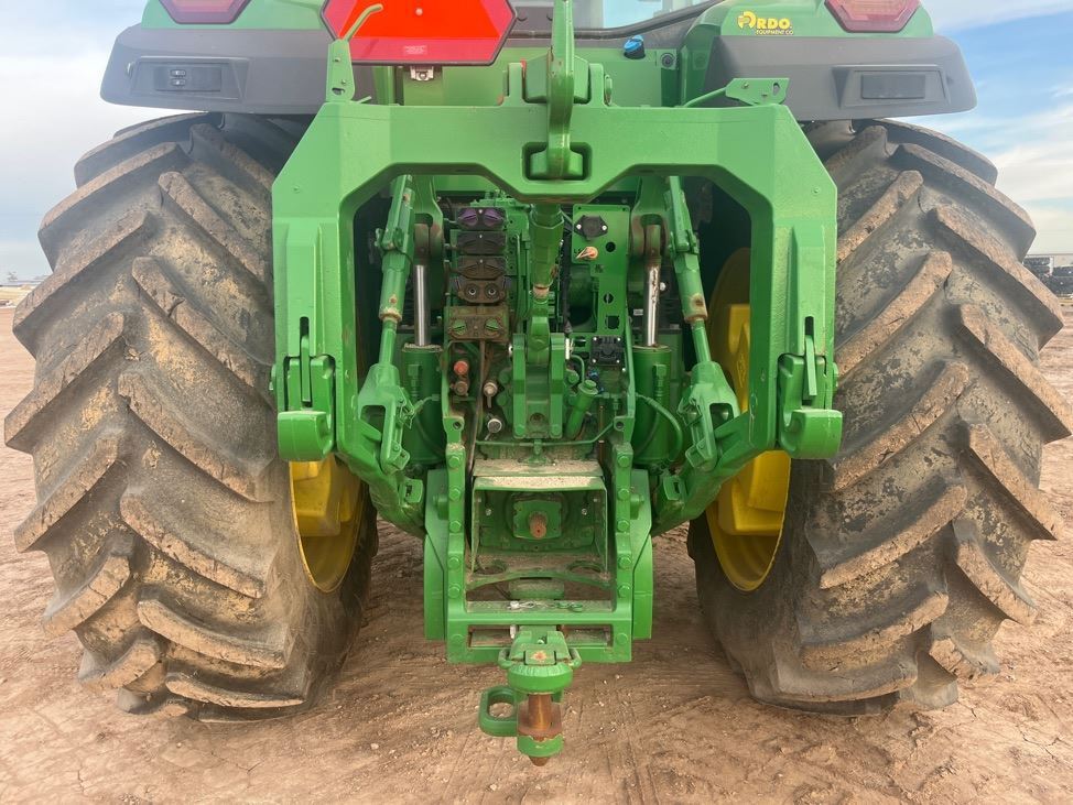 2023 John Deere 8R 340 Tractor