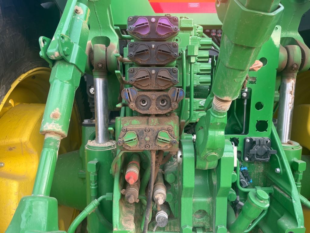 2023 John Deere 8R 340 Tractor