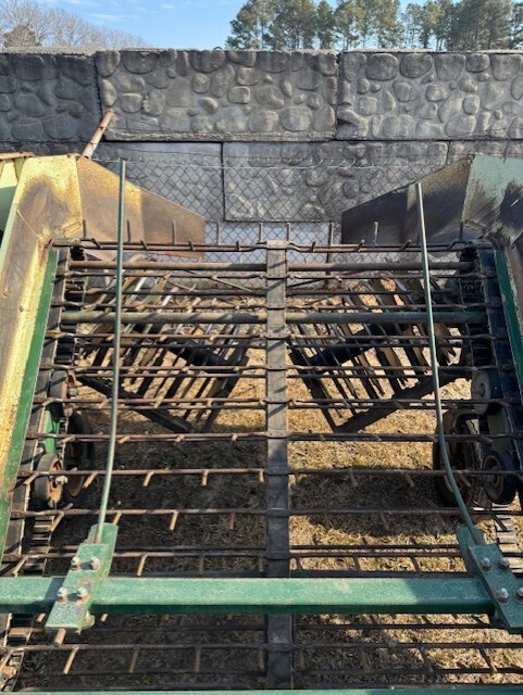 2013 Kelley Manufacturing 638 Peanut Equipment