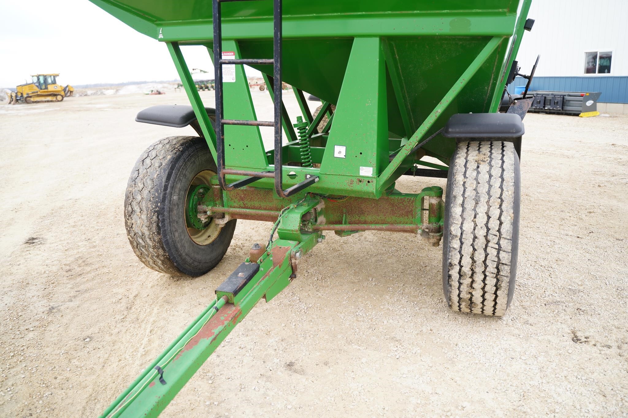 1996 Brent 640 Gravity Wagon