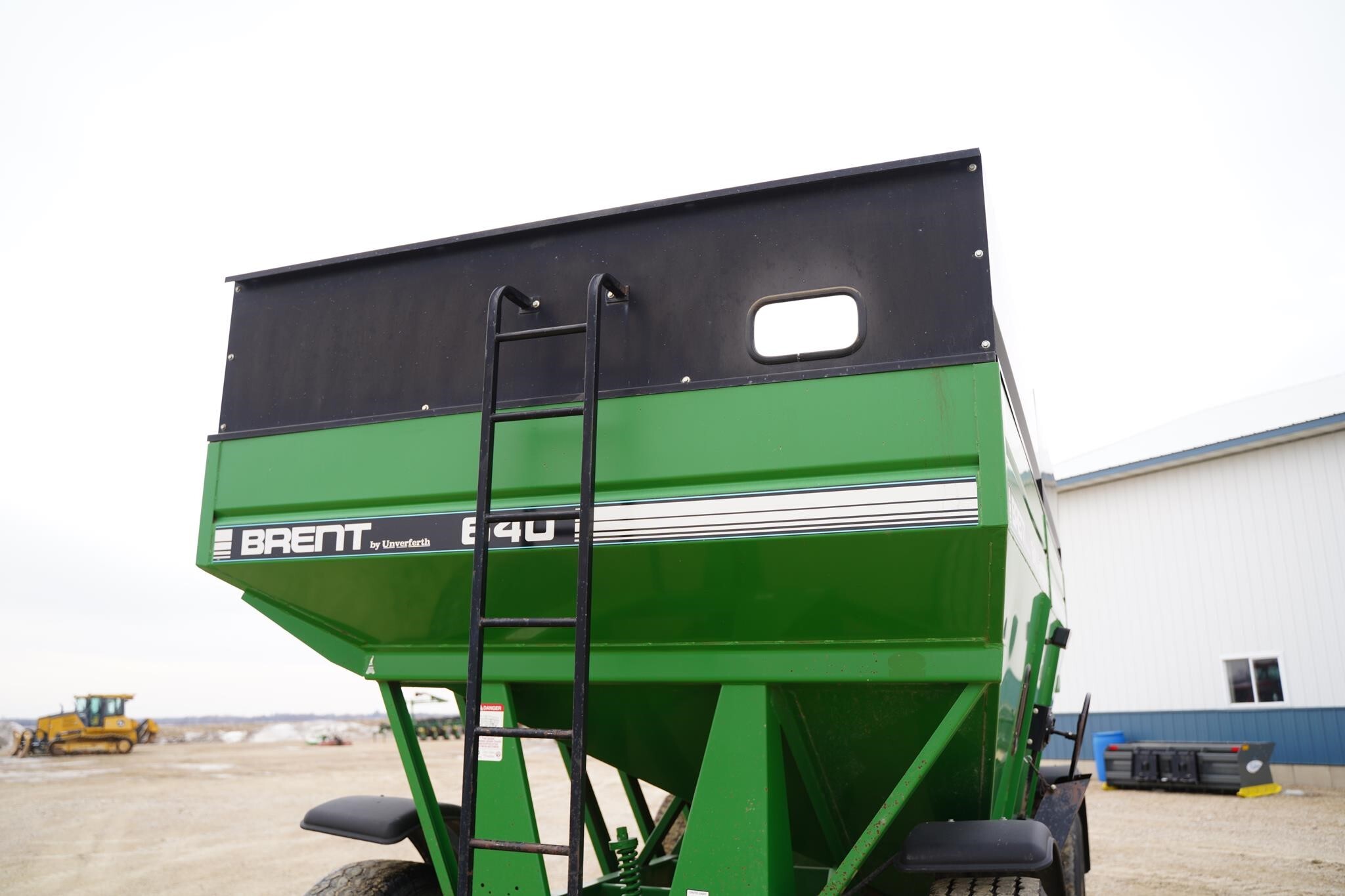 1996 Brent 640 Gravity Wagon