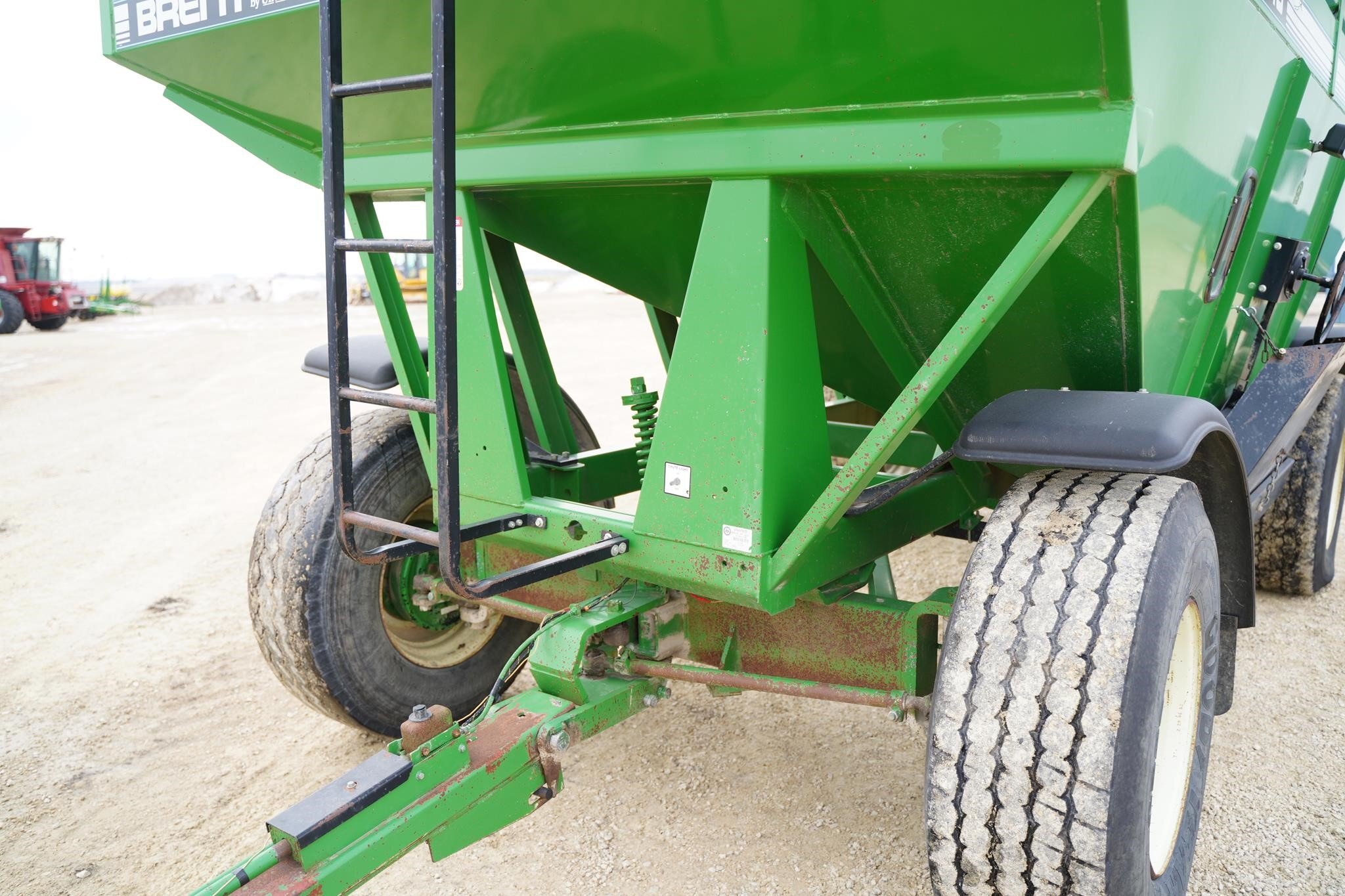 1996 Brent 640 Gravity Wagon