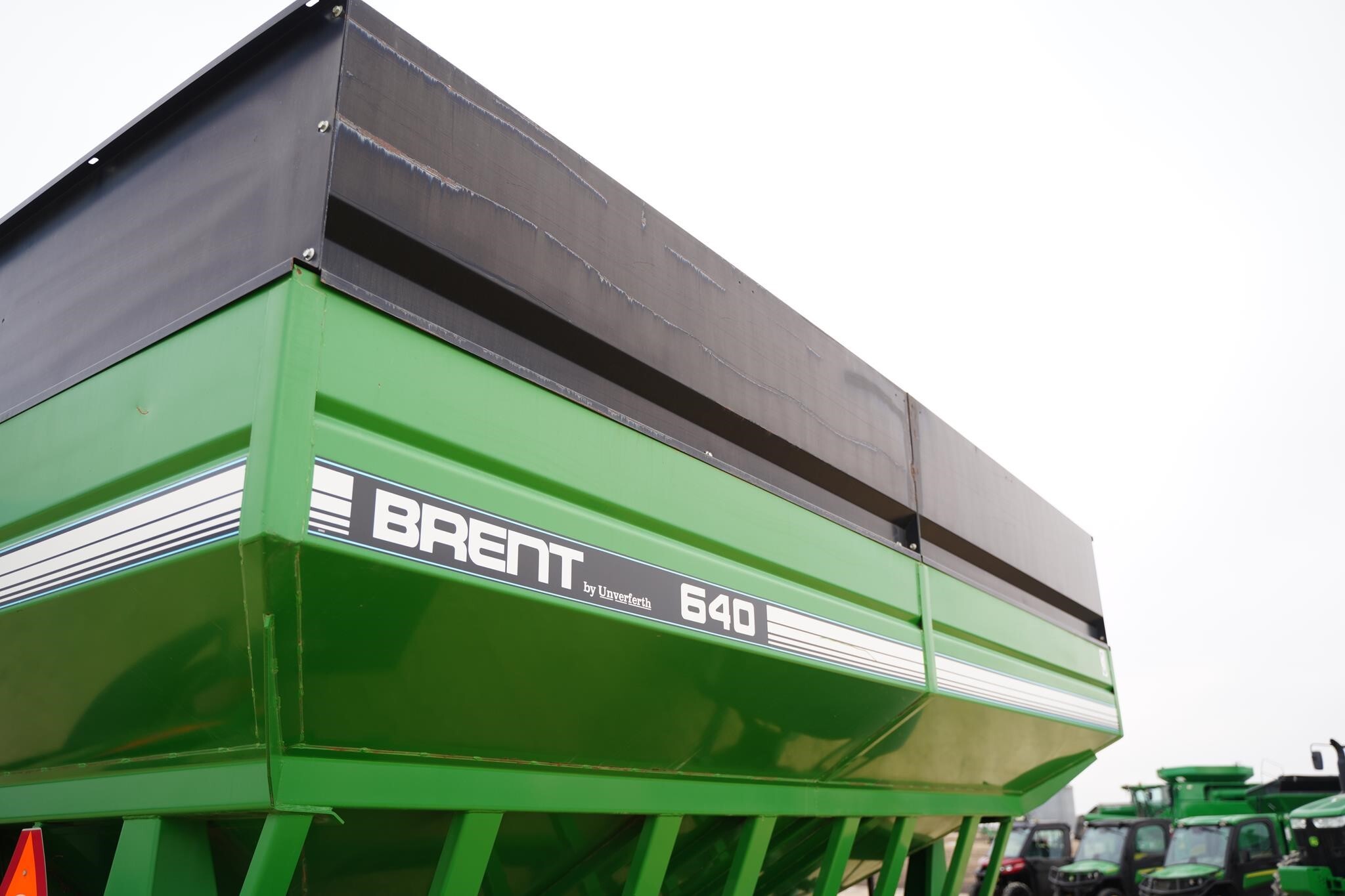 1996 Brent 640 Gravity Wagon