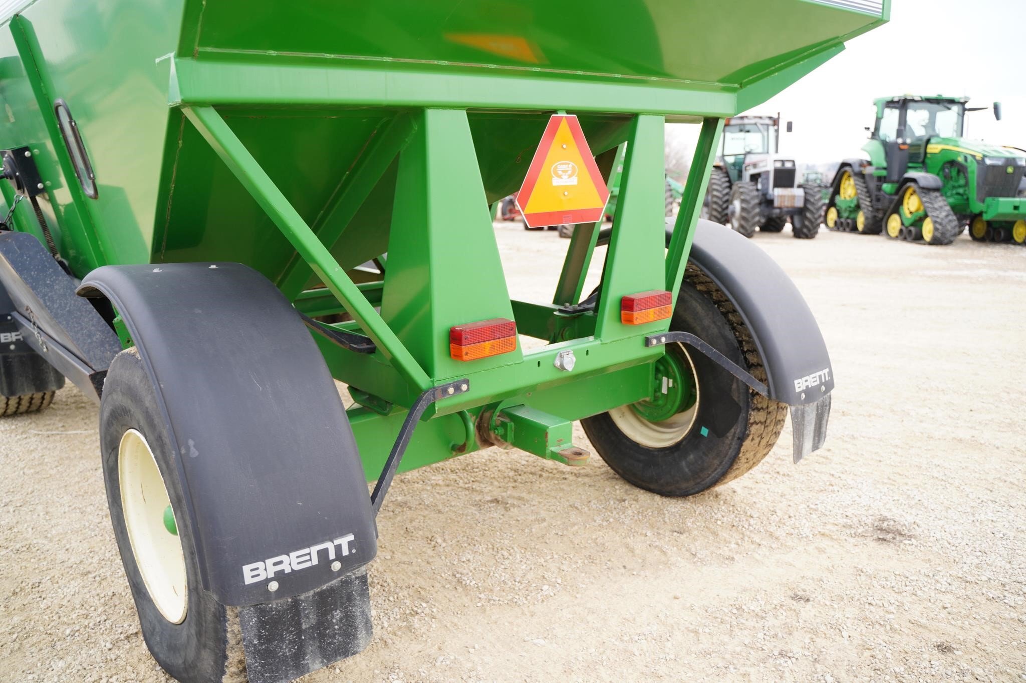1996 Brent 640 Gravity Wagon