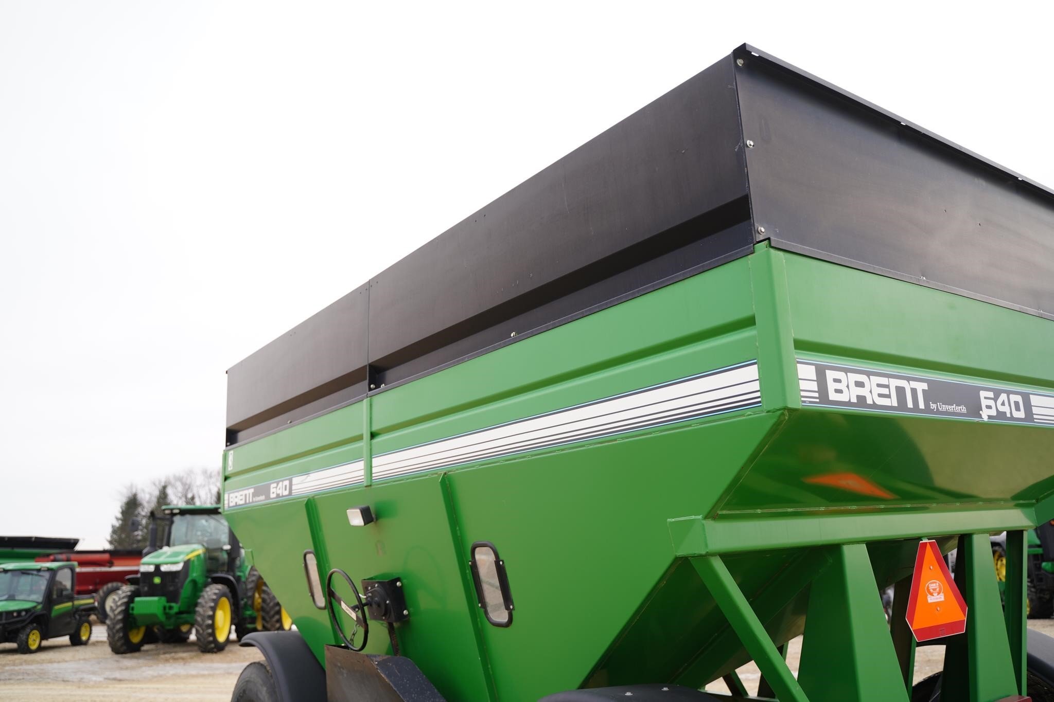 1996 Brent 640 Gravity Wagon