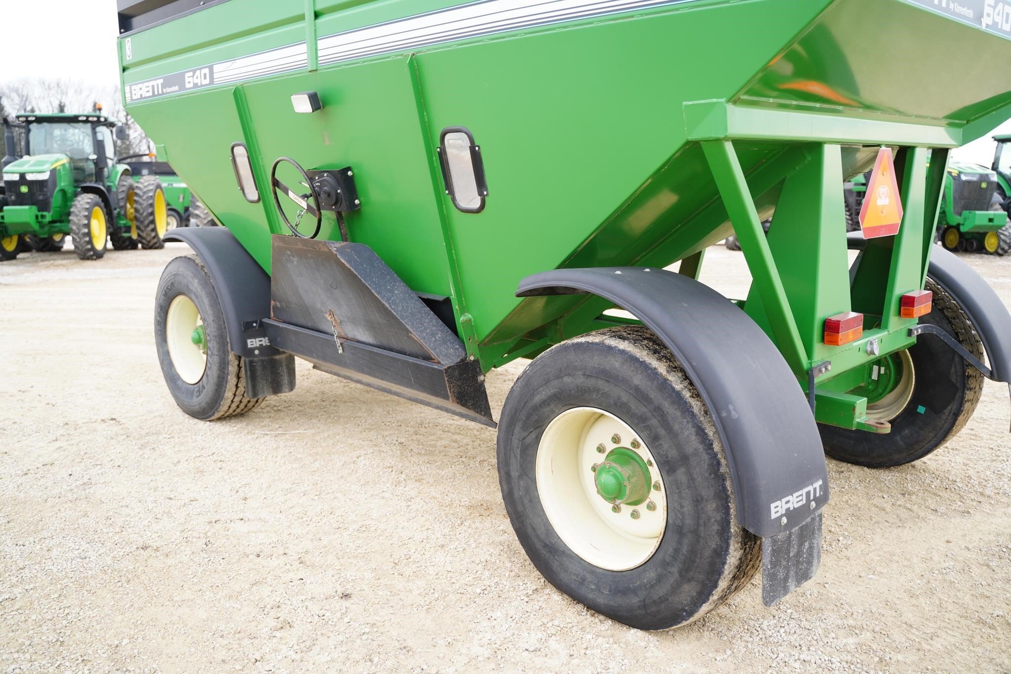 1996 Brent 640 Gravity Wagon