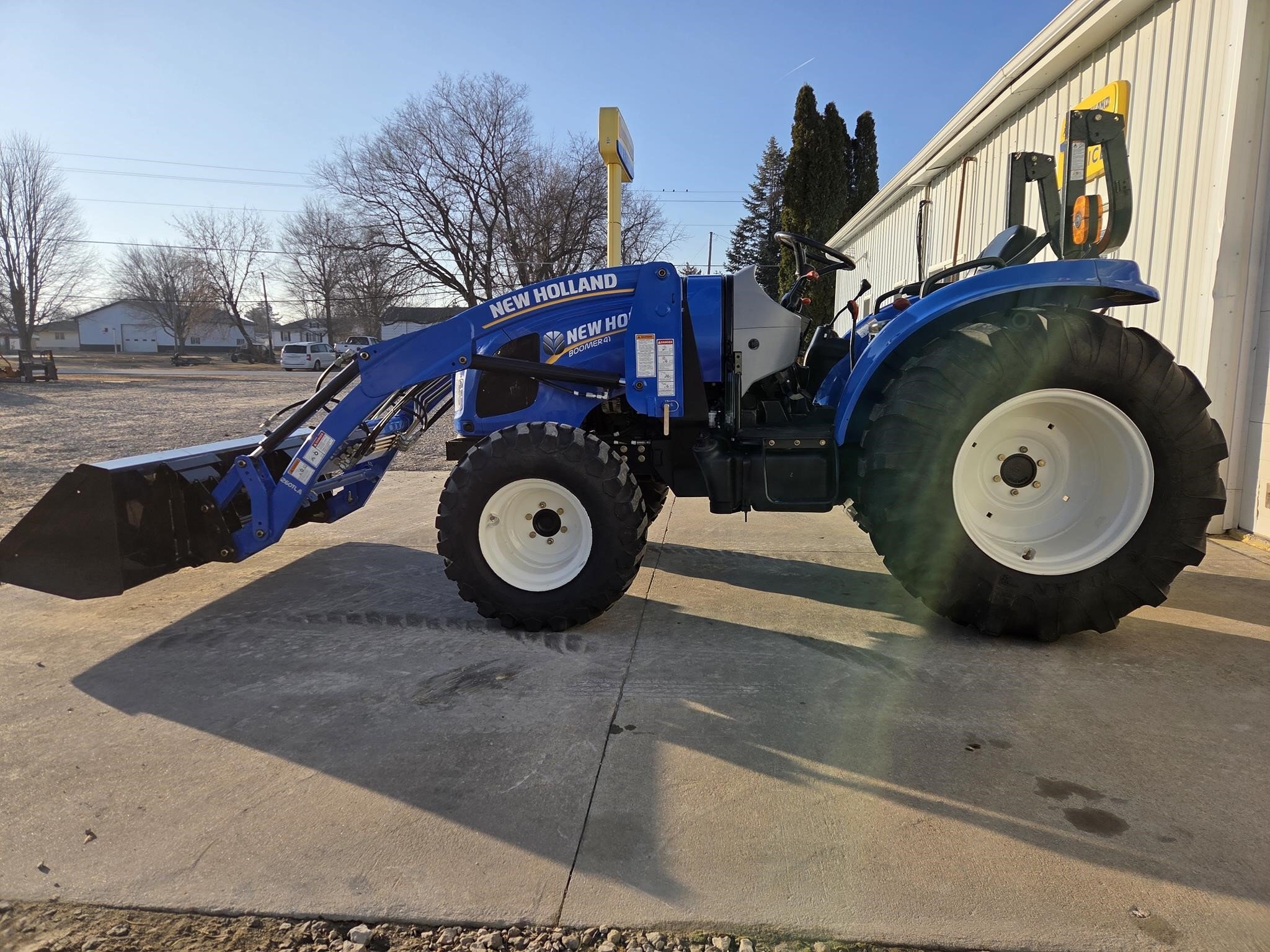 2015 New Holland Boomer 41 Tractor