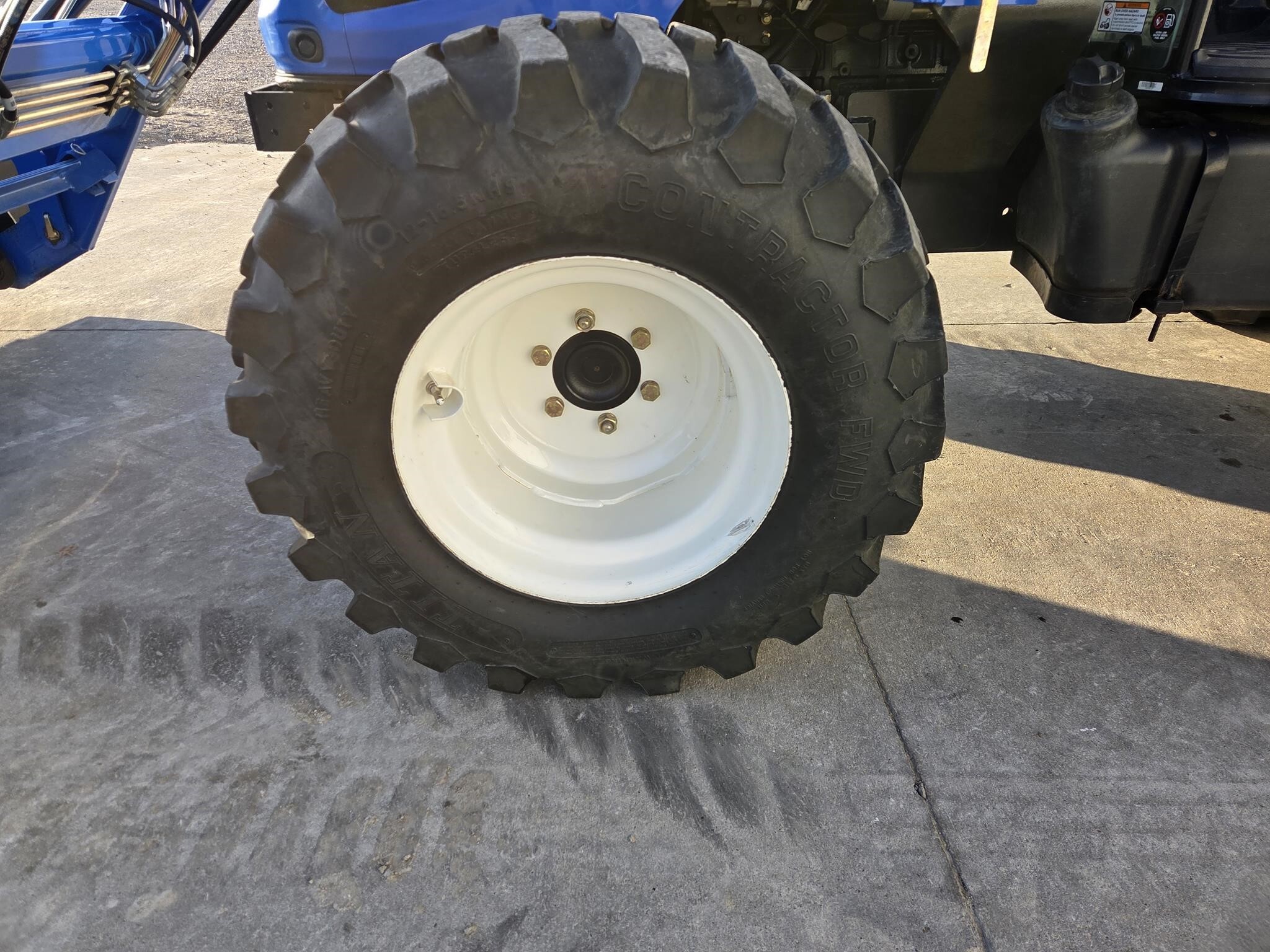 2015 New Holland Boomer 41 Tractor