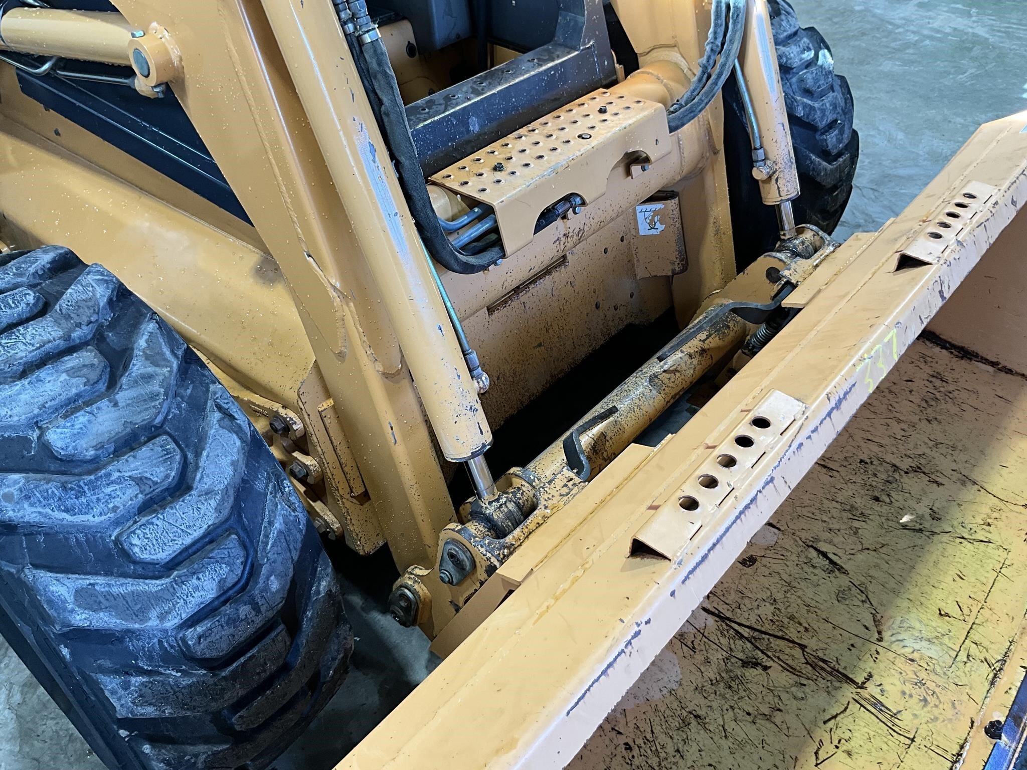 2007 Case 435 Skid Steer