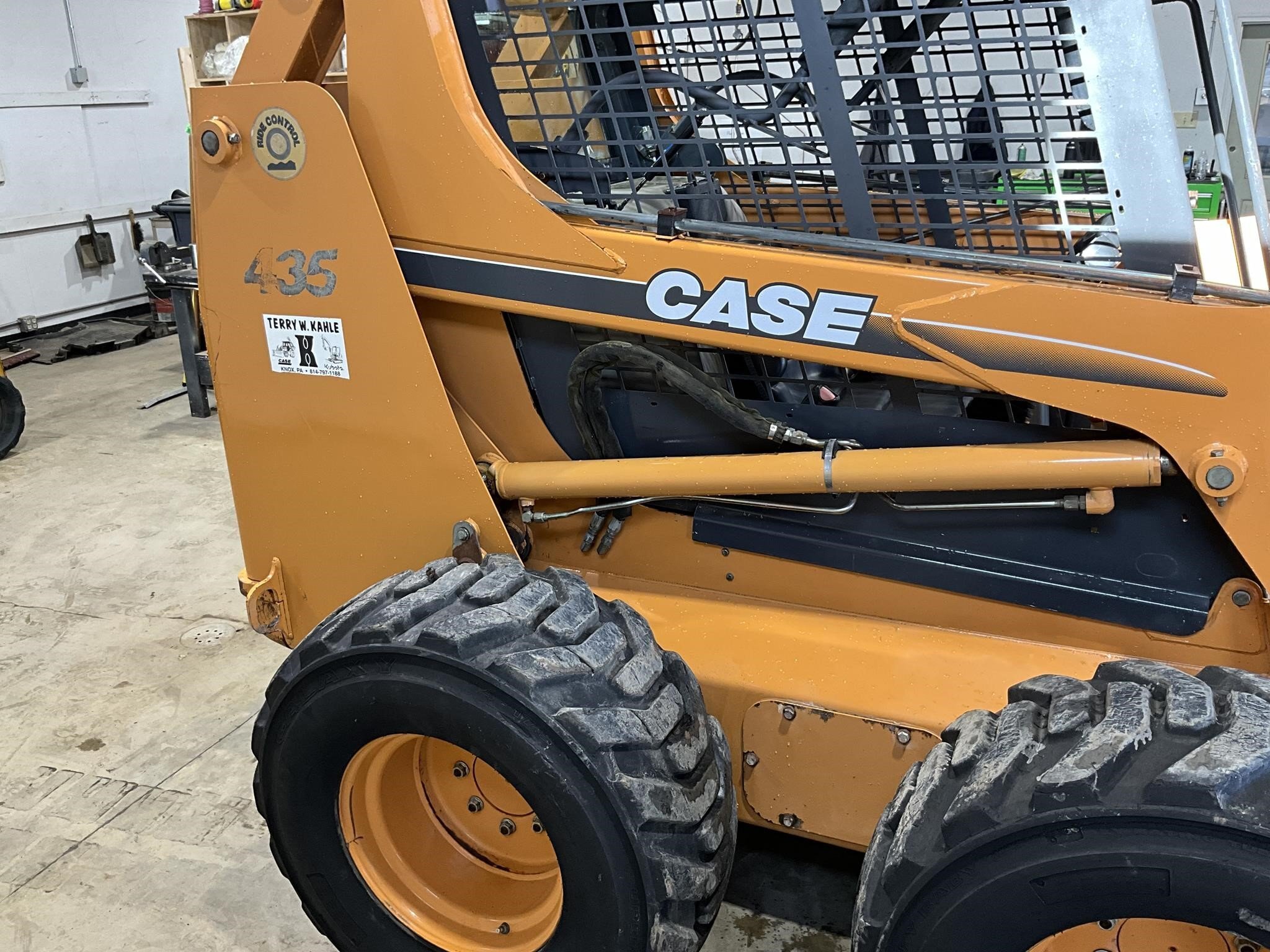 2007 Case 435 Skid Steer