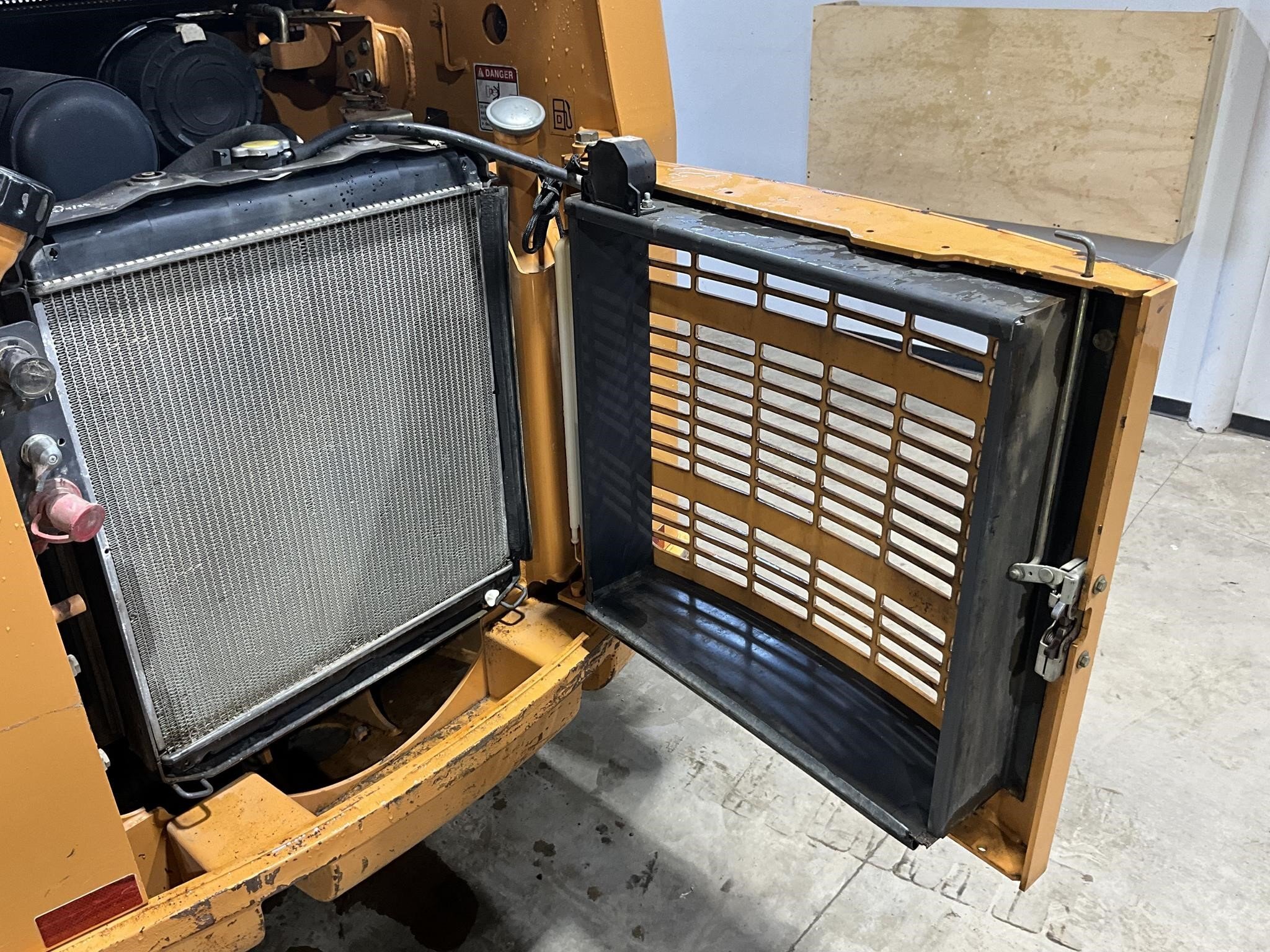 2007 Case 435 Skid Steer