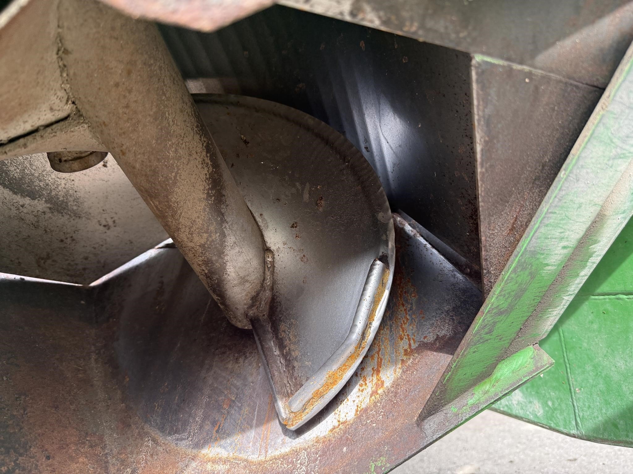  J&M 620-14 Grain Cart
