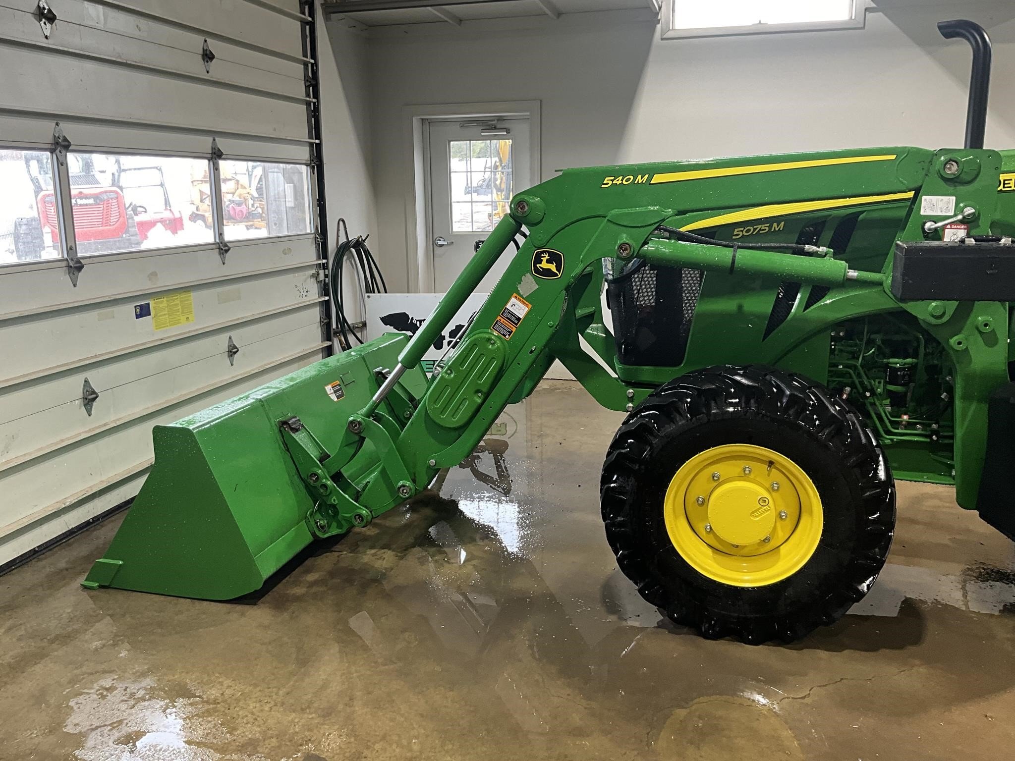 2023 John Deere 5075M Tractor