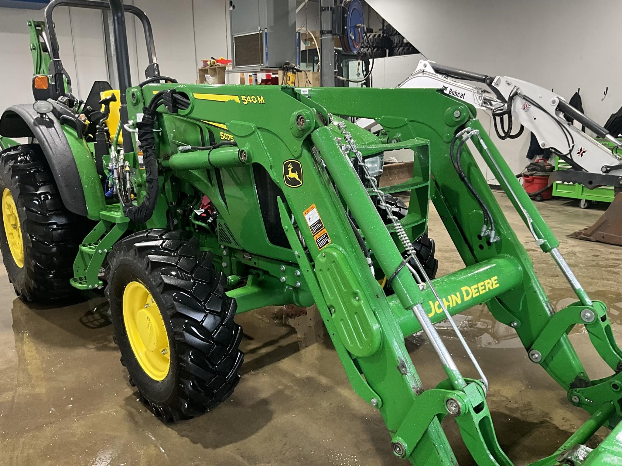 2023 John Deere 5075M Tractor