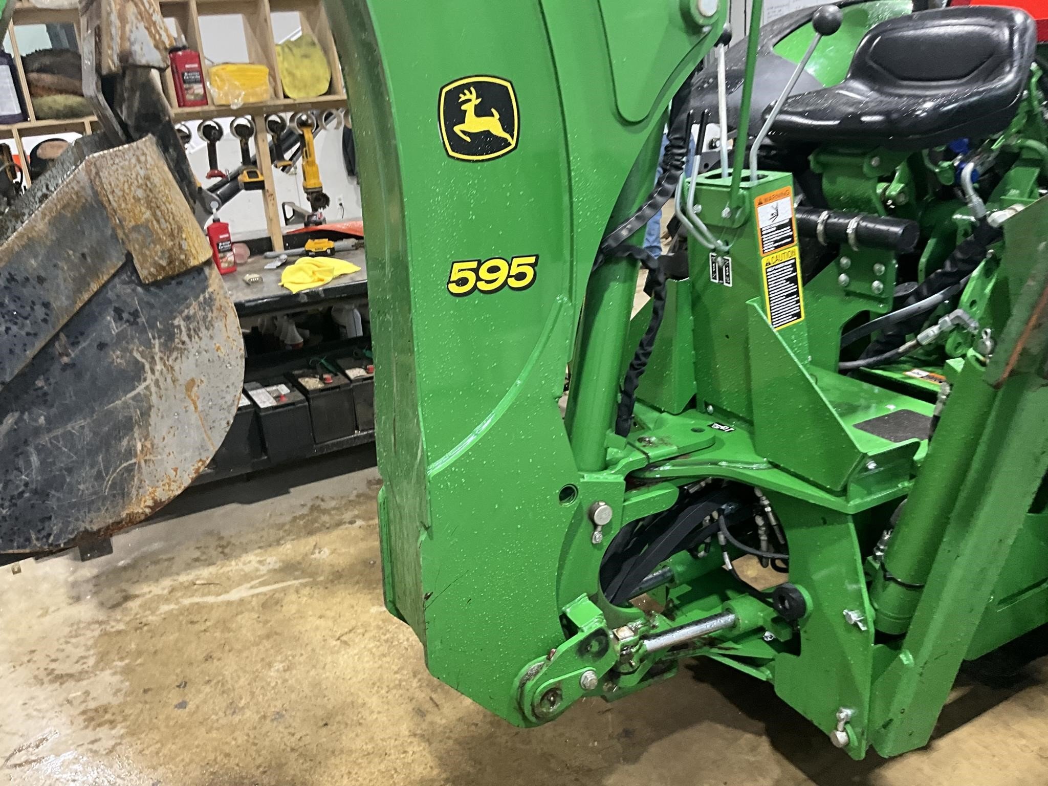 2023 John Deere 5075M Tractor