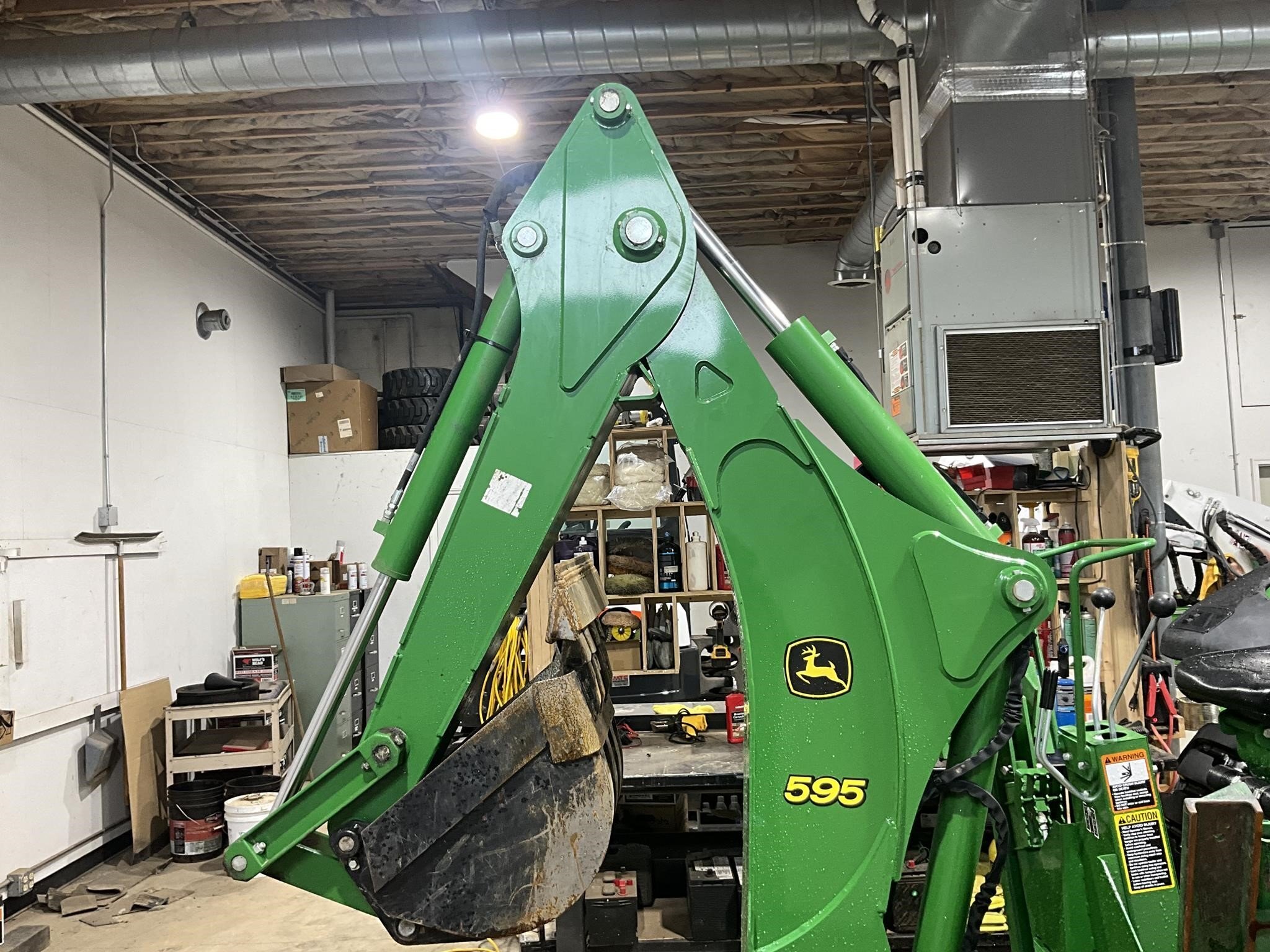 2023 John Deere 5075M Tractor