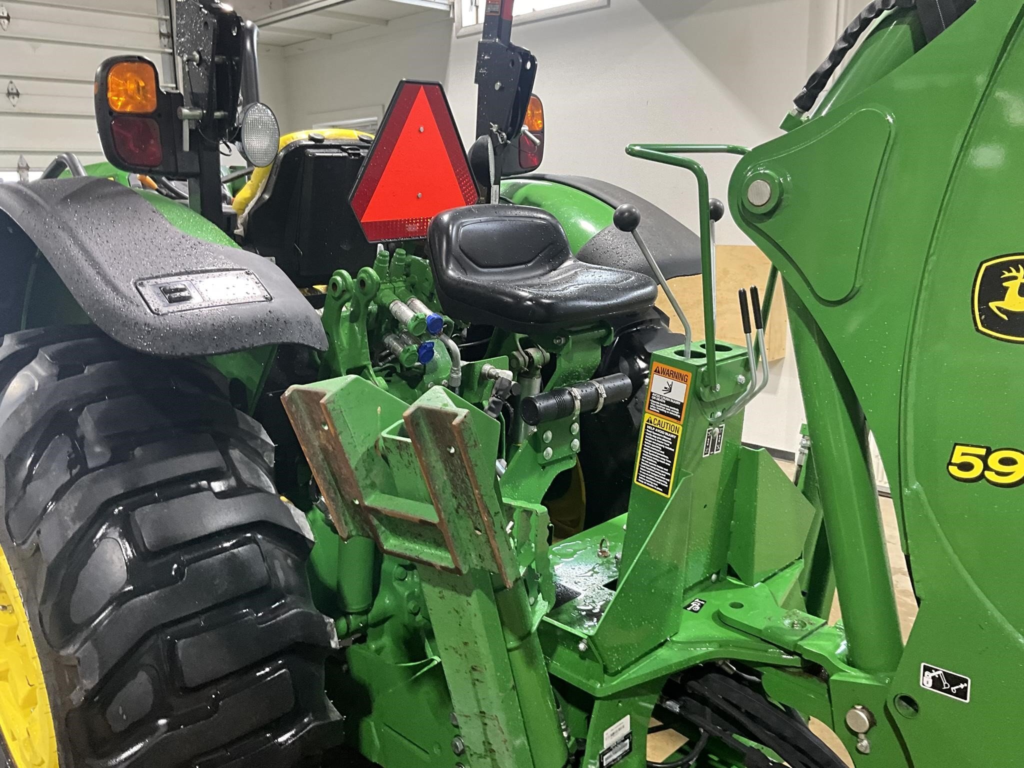 2023 John Deere 5075M Tractor
