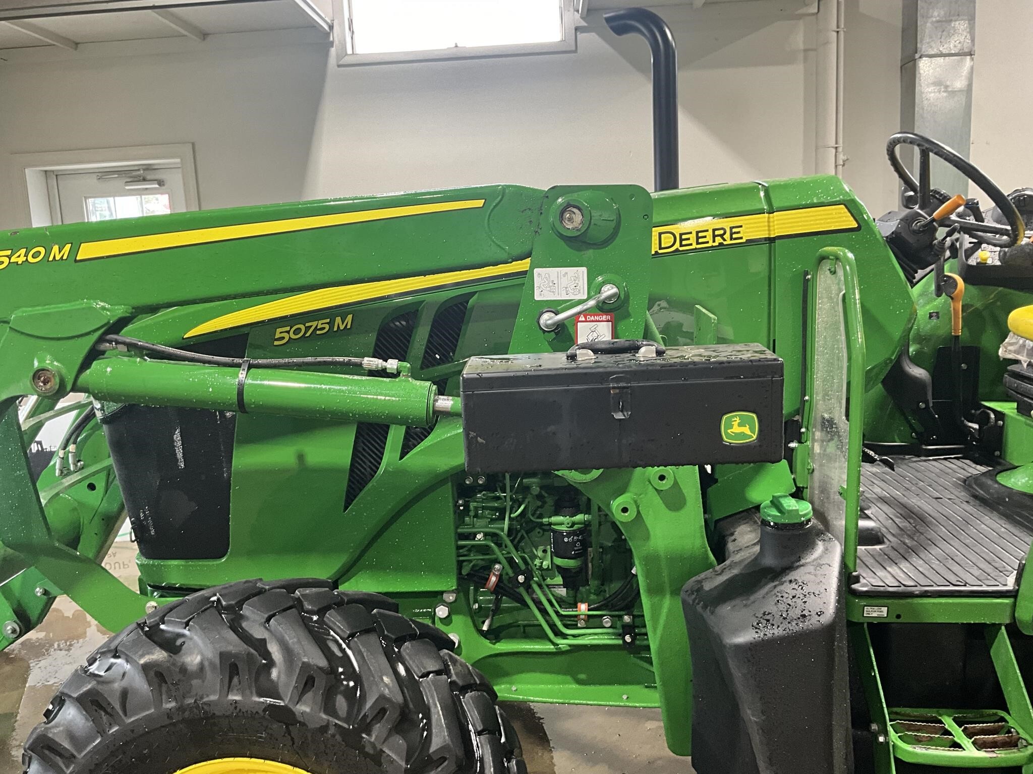 2023 John Deere 5075M Tractor