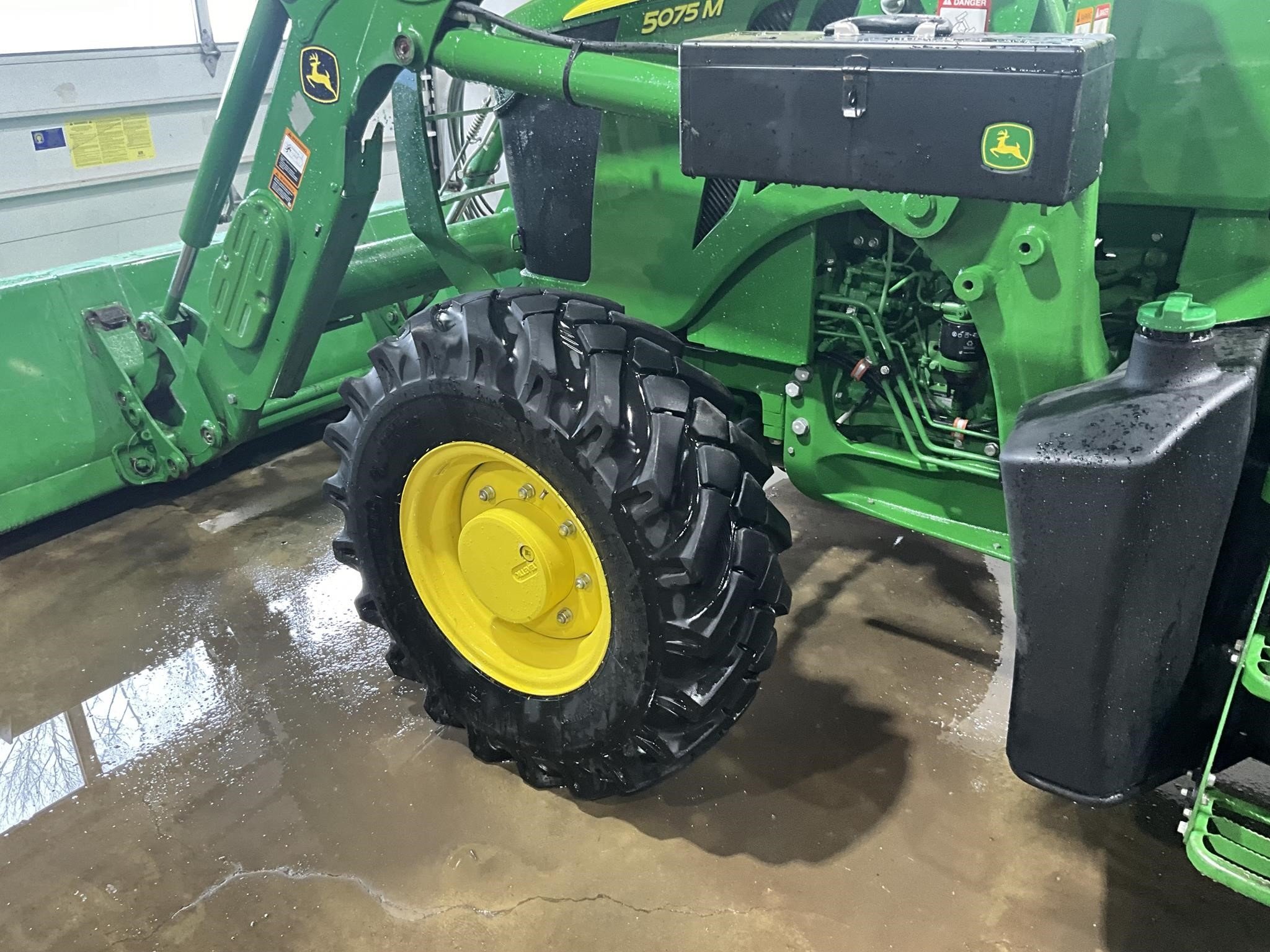 2023 John Deere 5075M Tractor