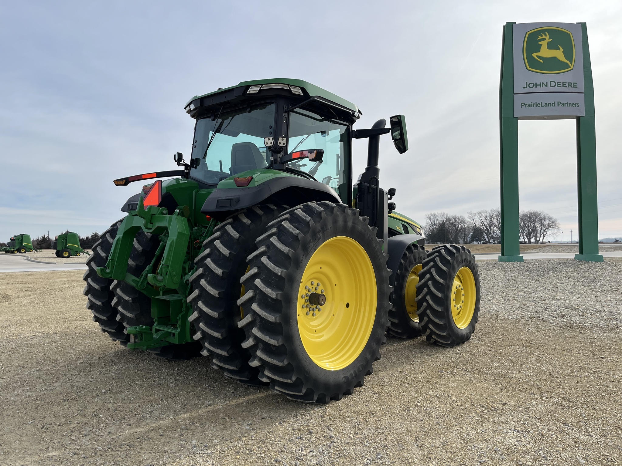 2023 John Deere 8R 310 Tractor