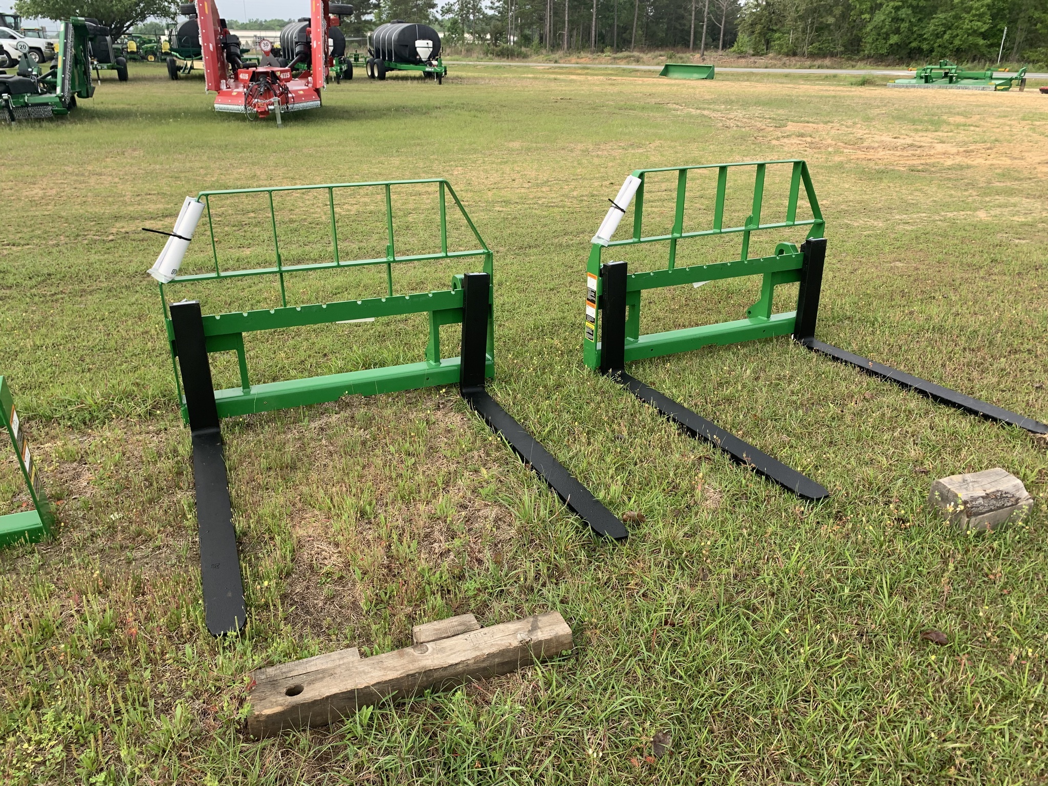 2026 Frontier AP12F Loader and Skid Steer Attachment