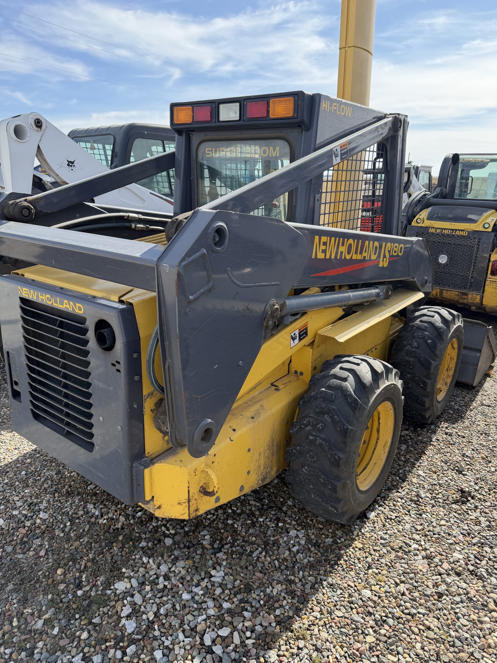 2001 New Holland LS180 Skid Steer