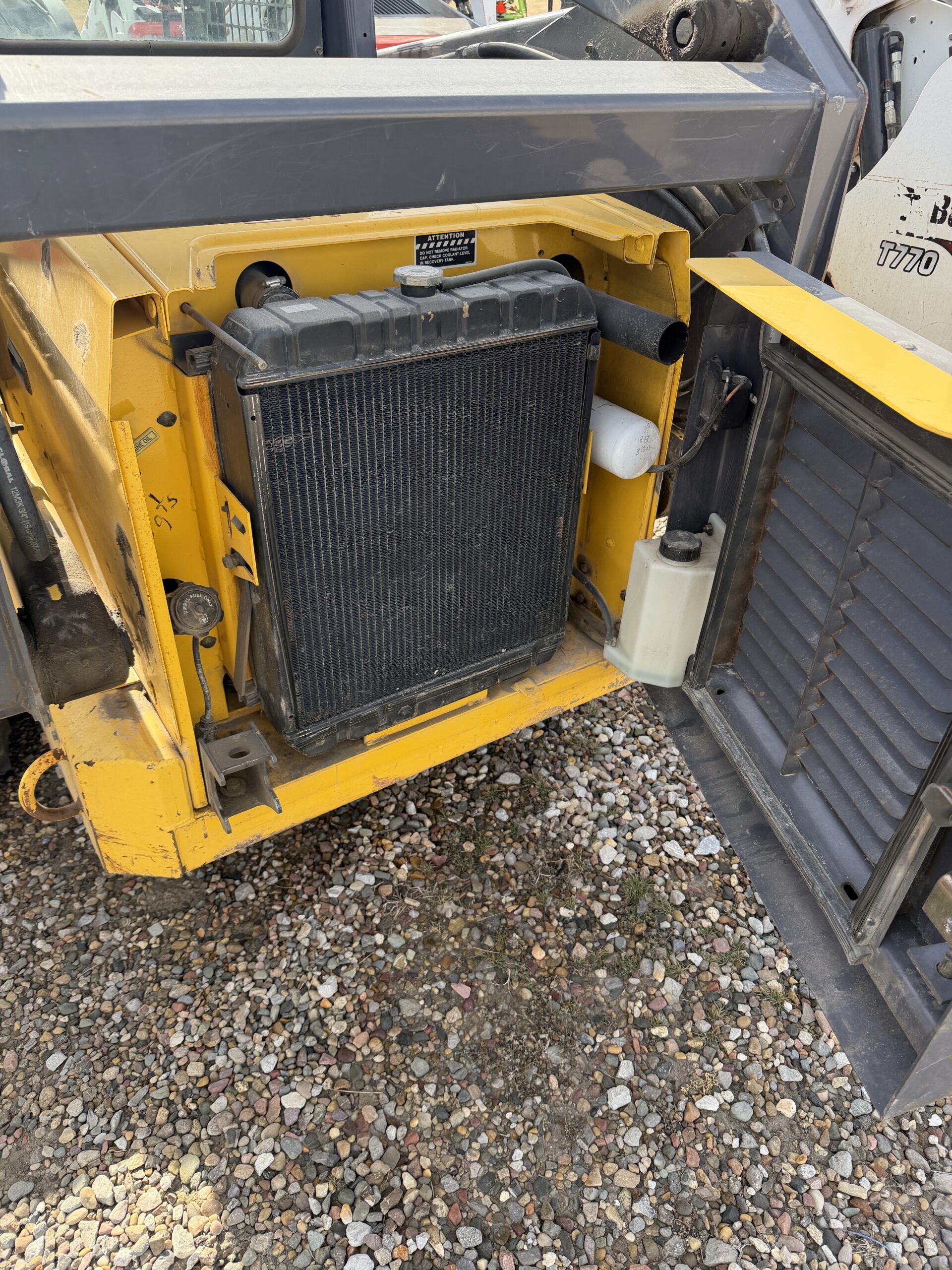 2001 New Holland LS180 Skid Steer