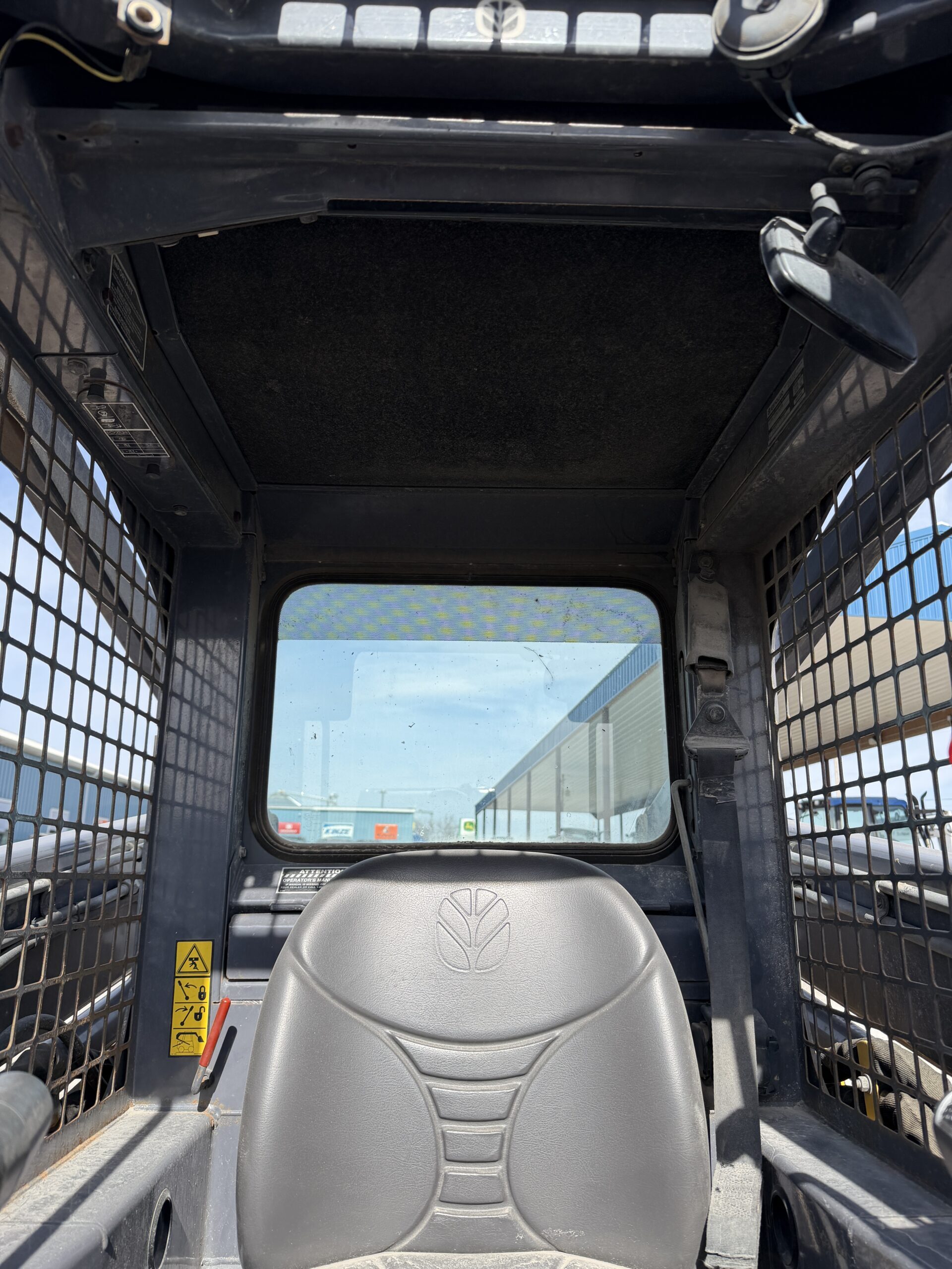 2001 New Holland LS180 Skid Steer