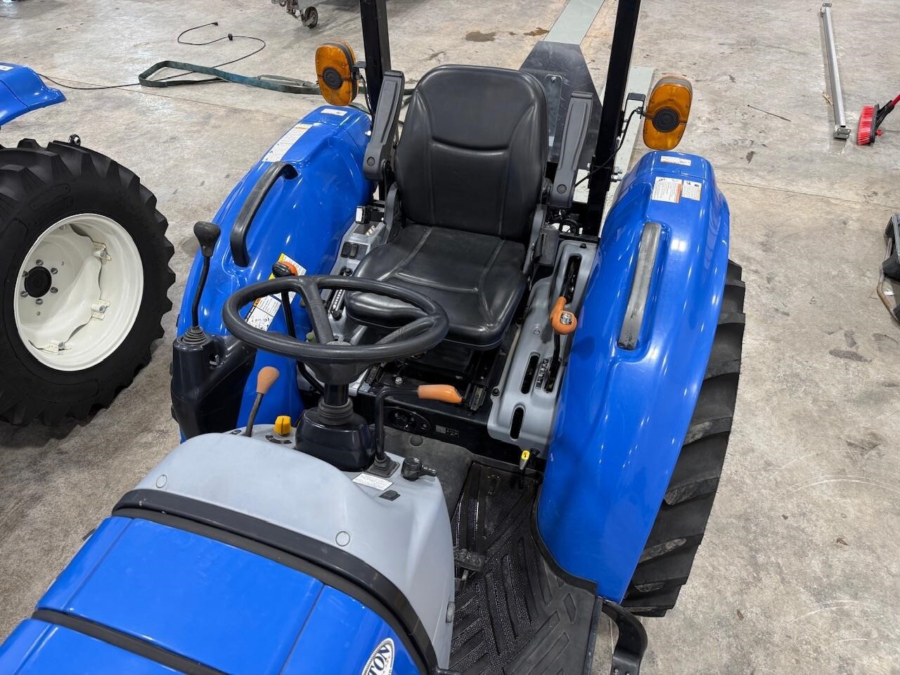 2022 New Holland BOOMER 45 Tractor