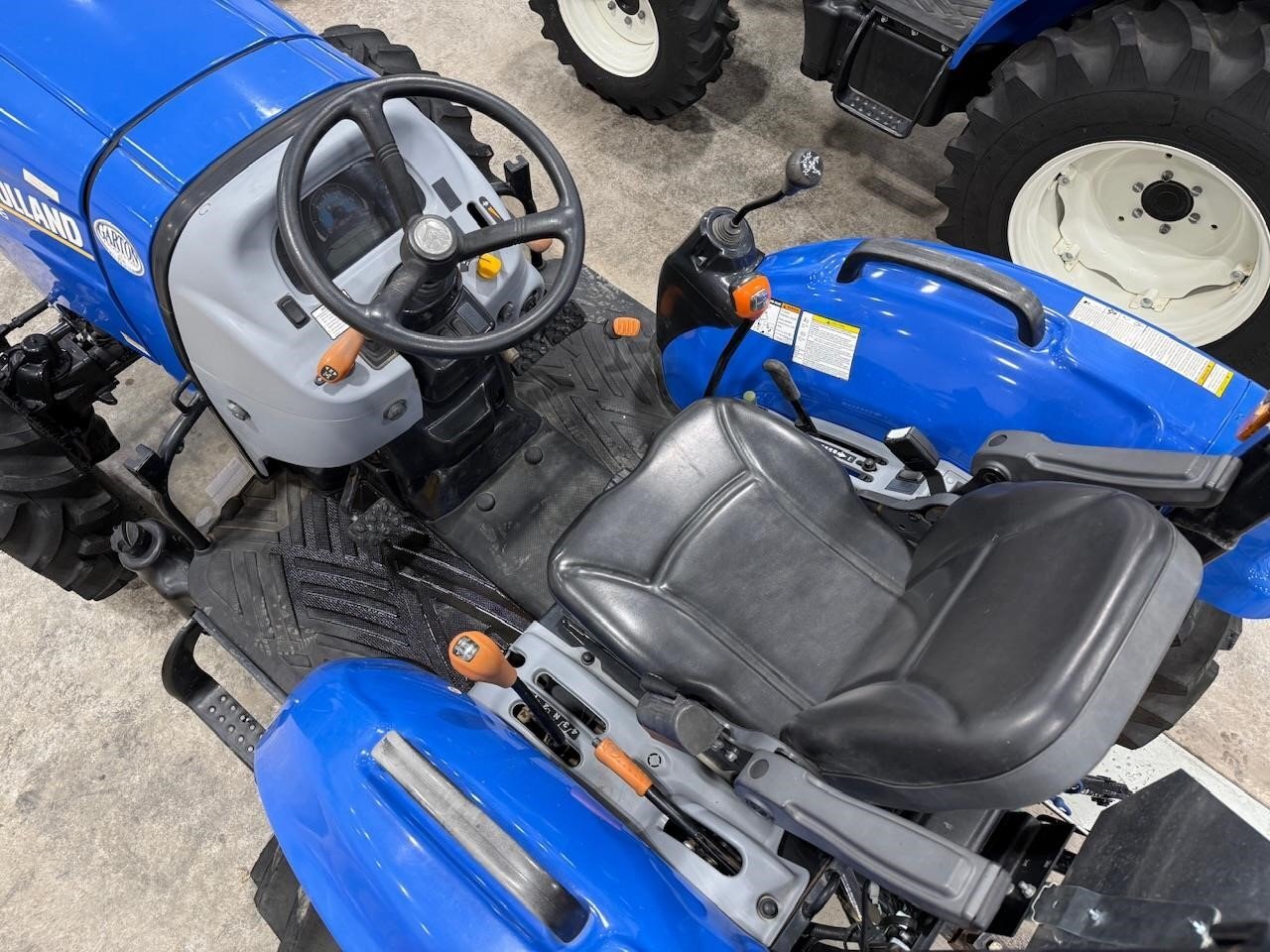2022 New Holland BOOMER 45 Tractor