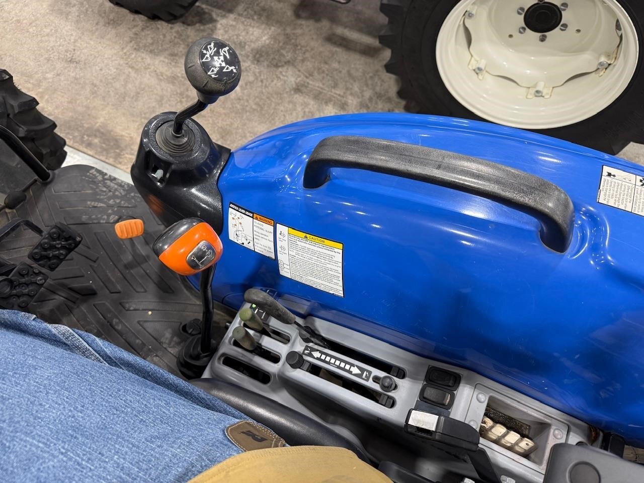 2022 New Holland BOOMER 45 Tractor
