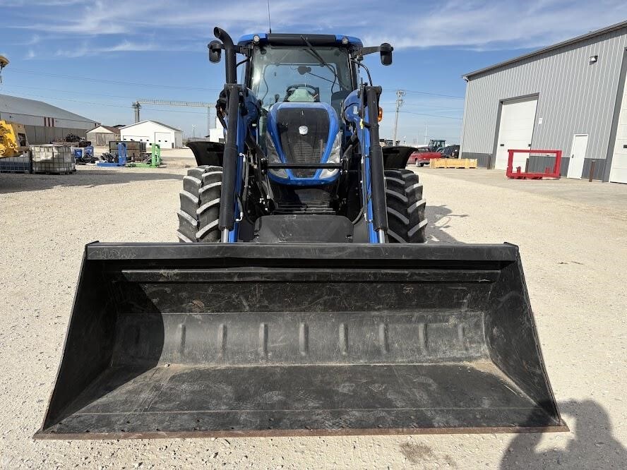 2021 New Holland T6.175 Tractor