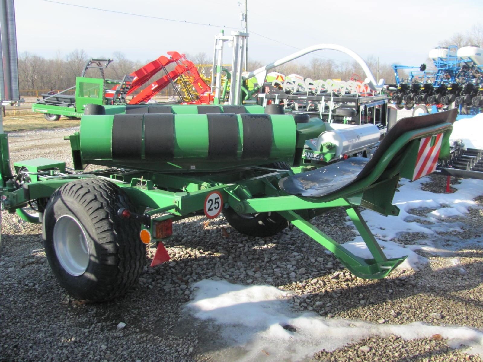 CANAG FARM TECHNOLOGY TWISTER150 Bale Wrapper - $19,900 | Machinery Pete
