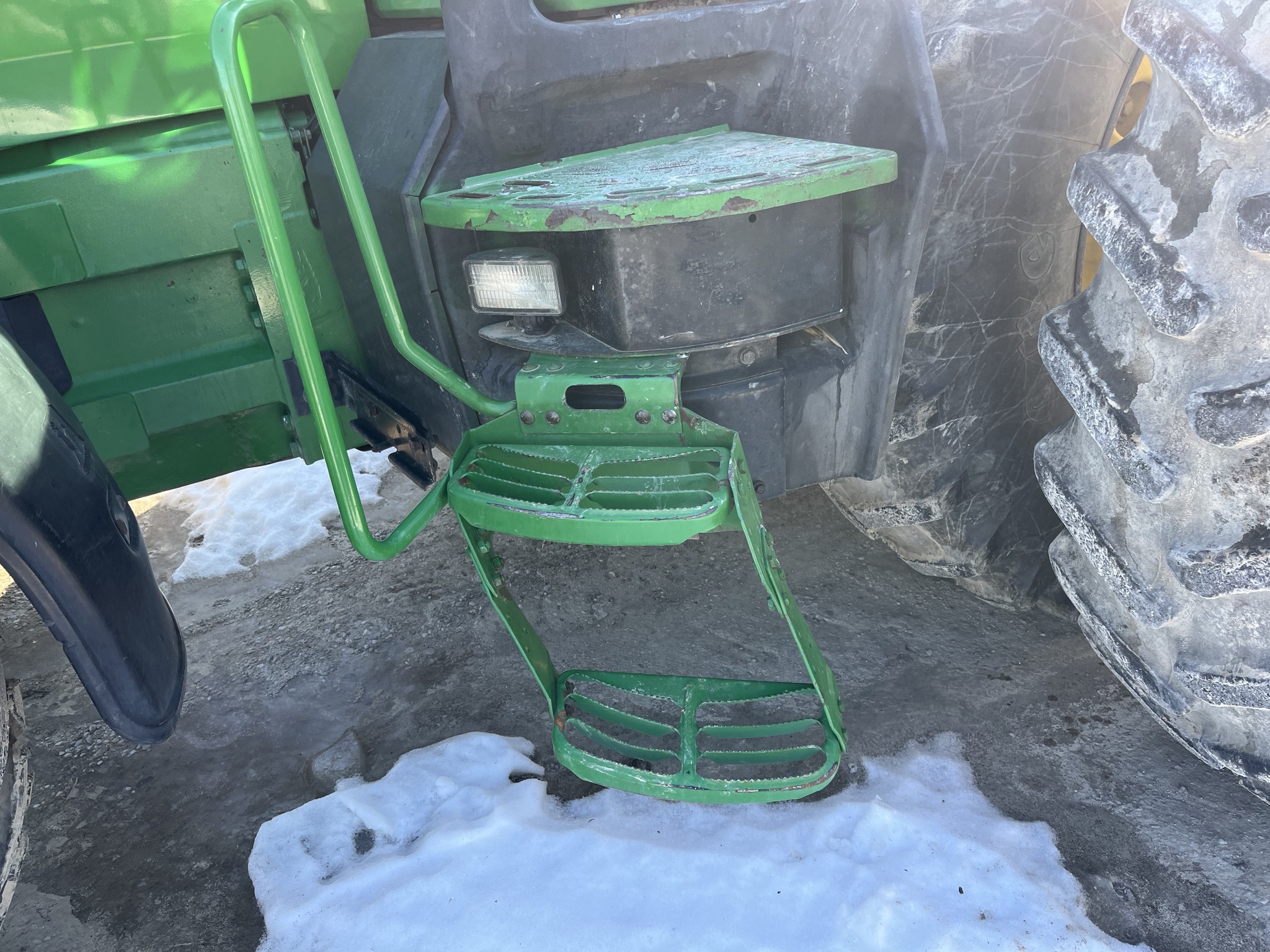 1998 John Deere 8200 Tractor