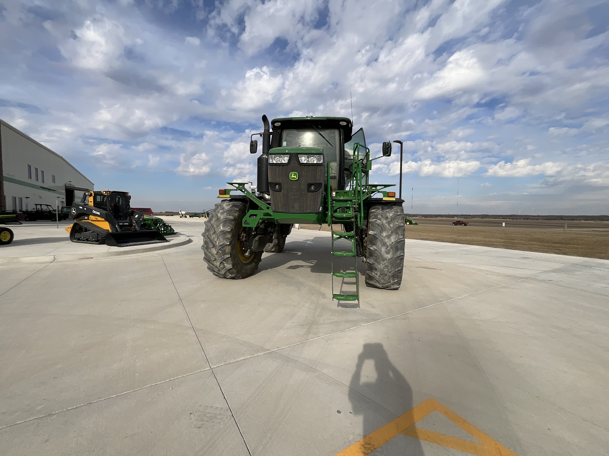 2019 John Deere R4045 Self-Propelled Sprayer