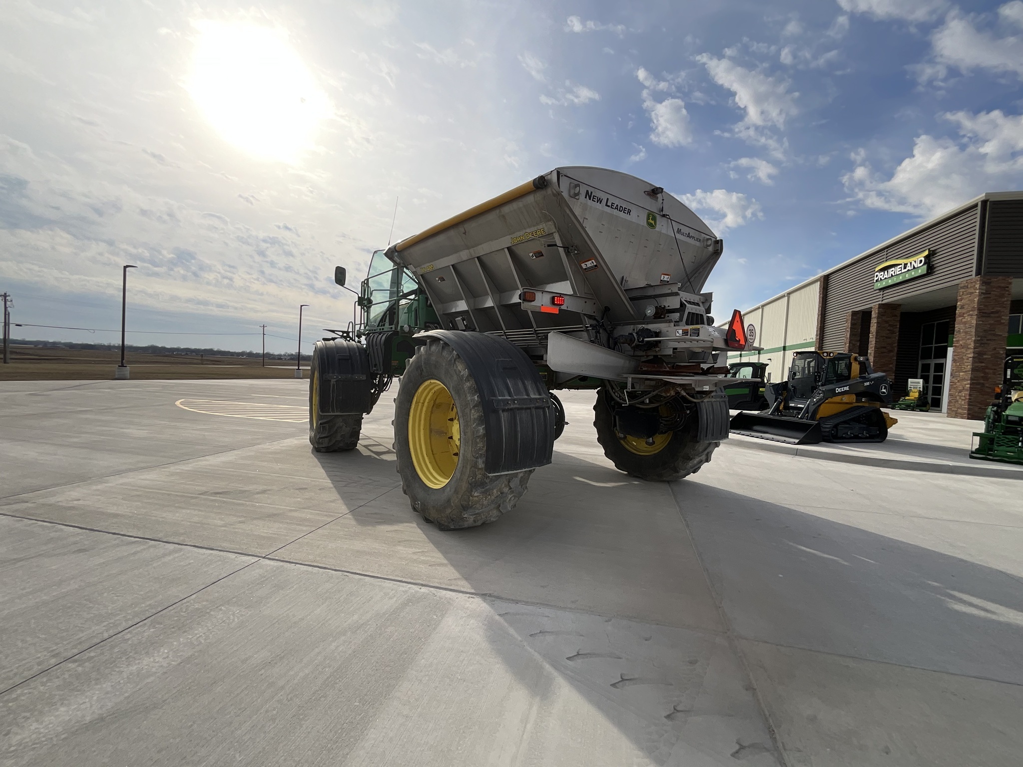 2019 John Deere R4045 Self-Propelled Sprayer