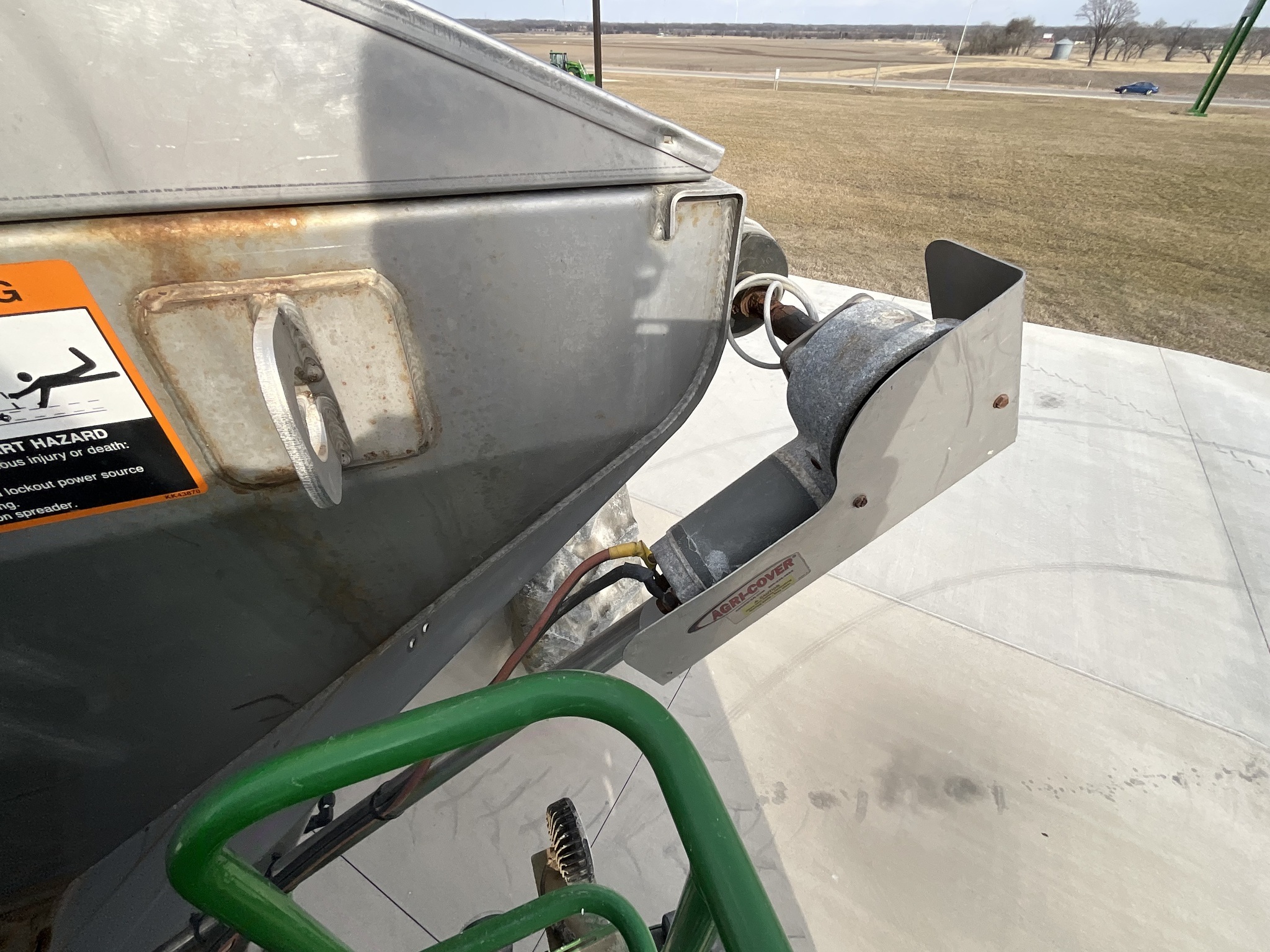2019 John Deere R4045 Self-Propelled Sprayer