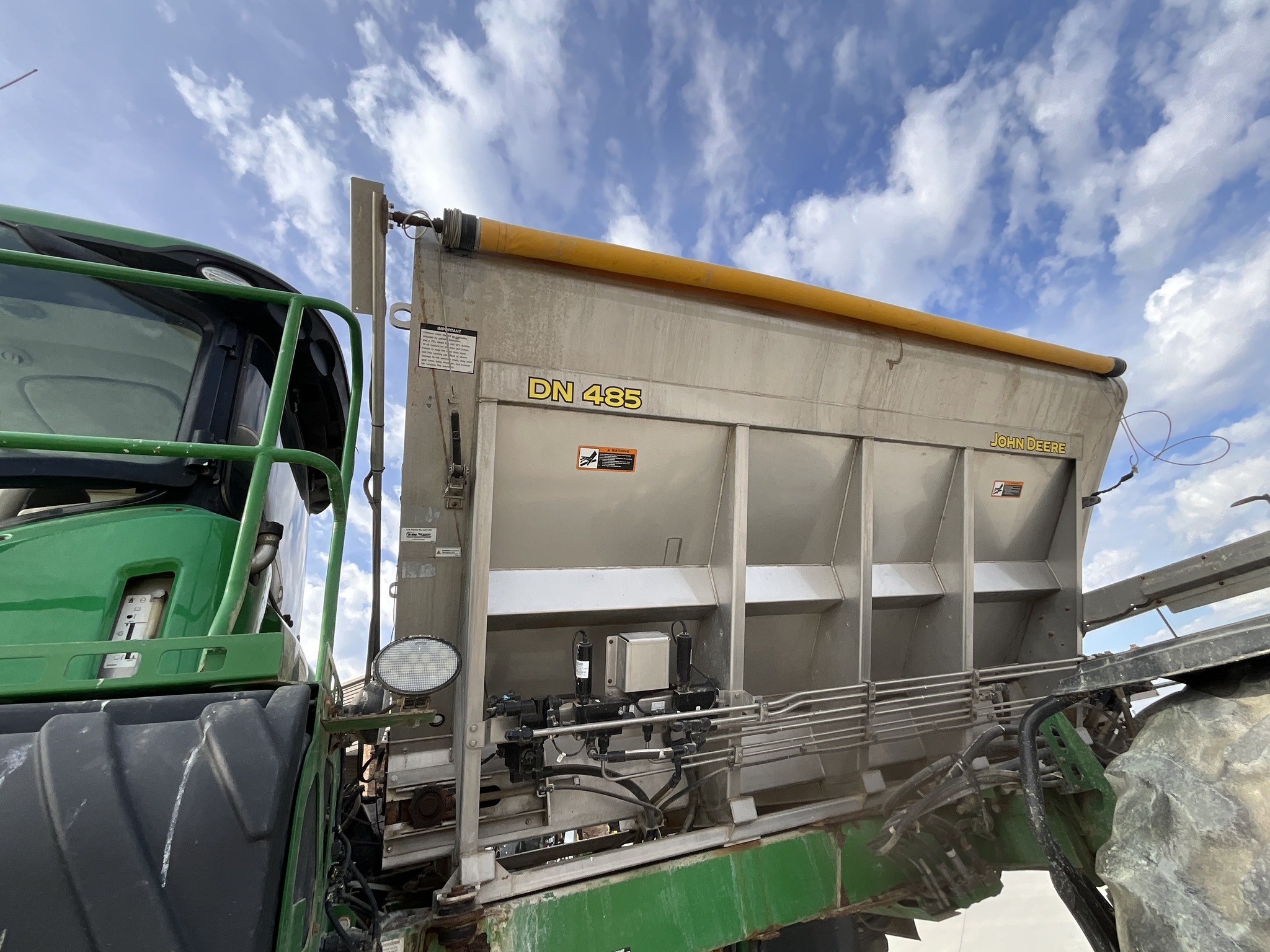 2019 John Deere R4045 Self-Propelled Sprayer