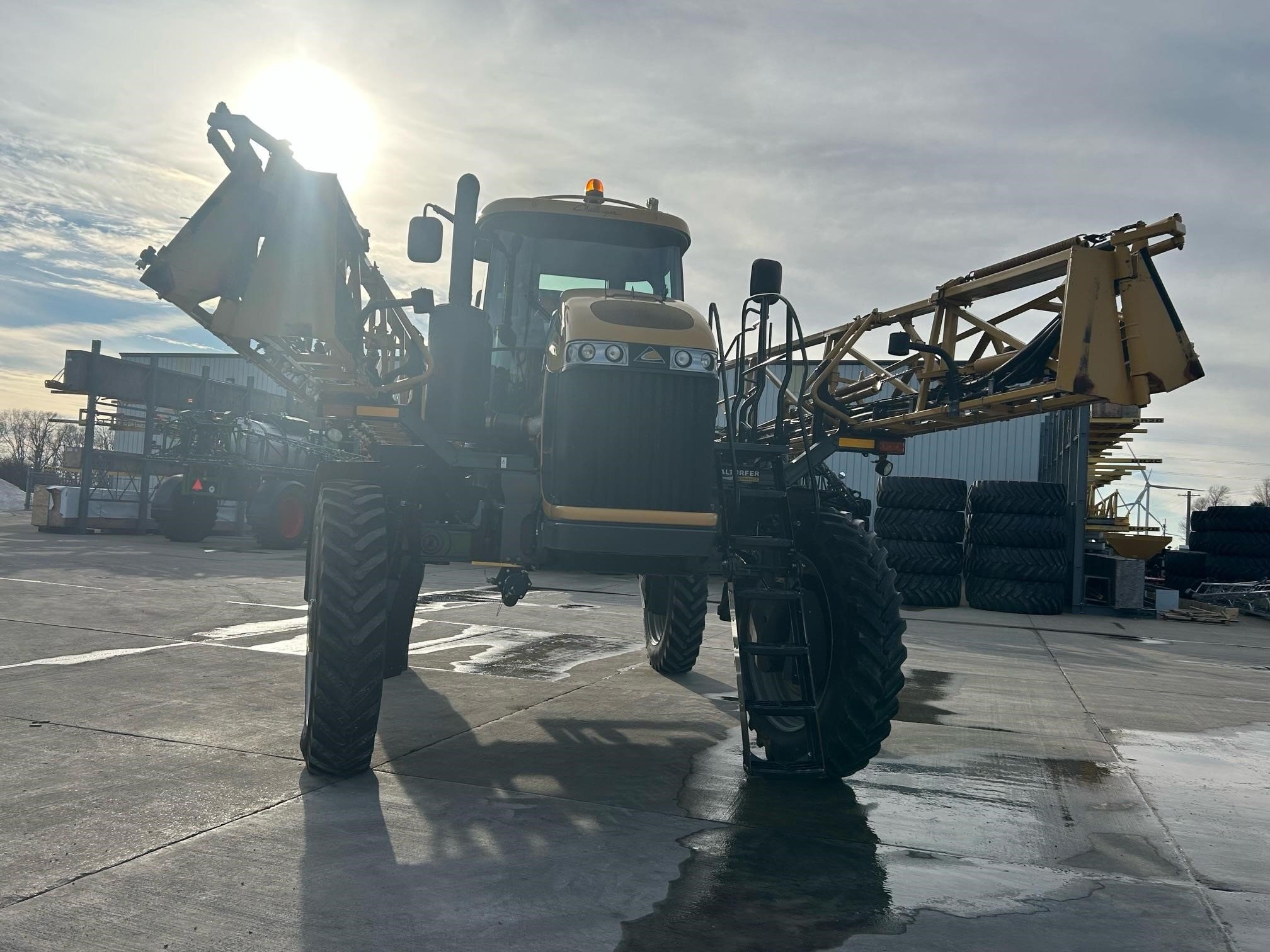 2017 Ag-Chem RoGator 1100B Self-Propelled Sprayer