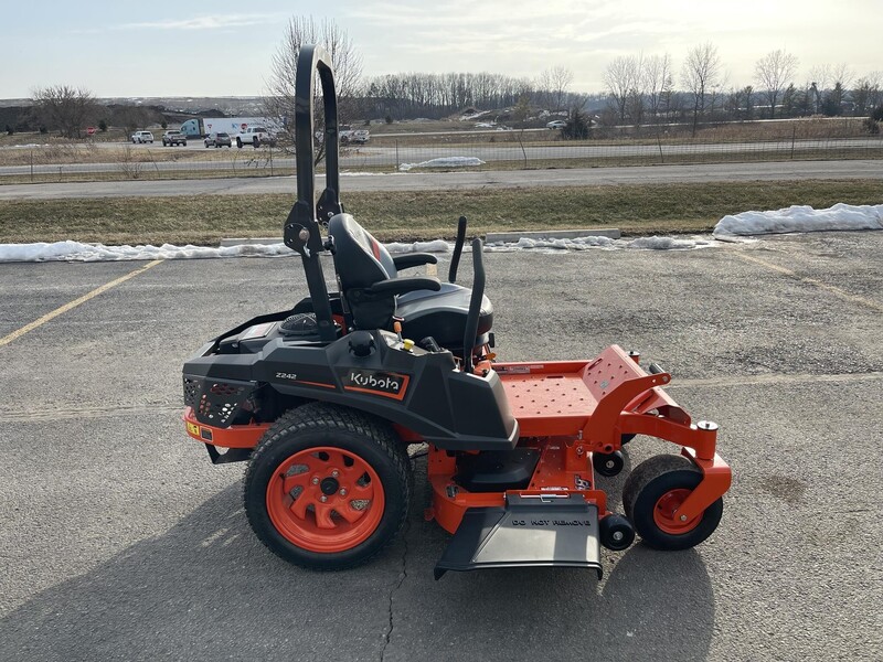 Used Kubota Z242 Lawn Mowers for Sale - 39 Listings | Machinery Pete