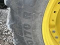 2022 John Deere 7R 230 Tractor