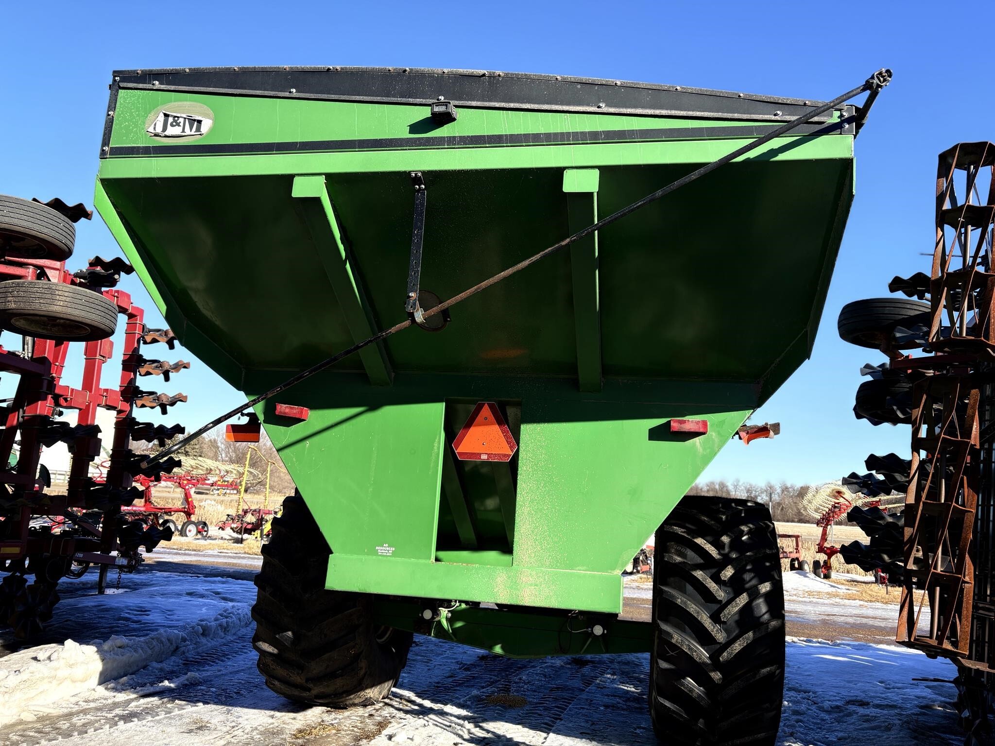 2012 J&M 1000-20 Grain Cart