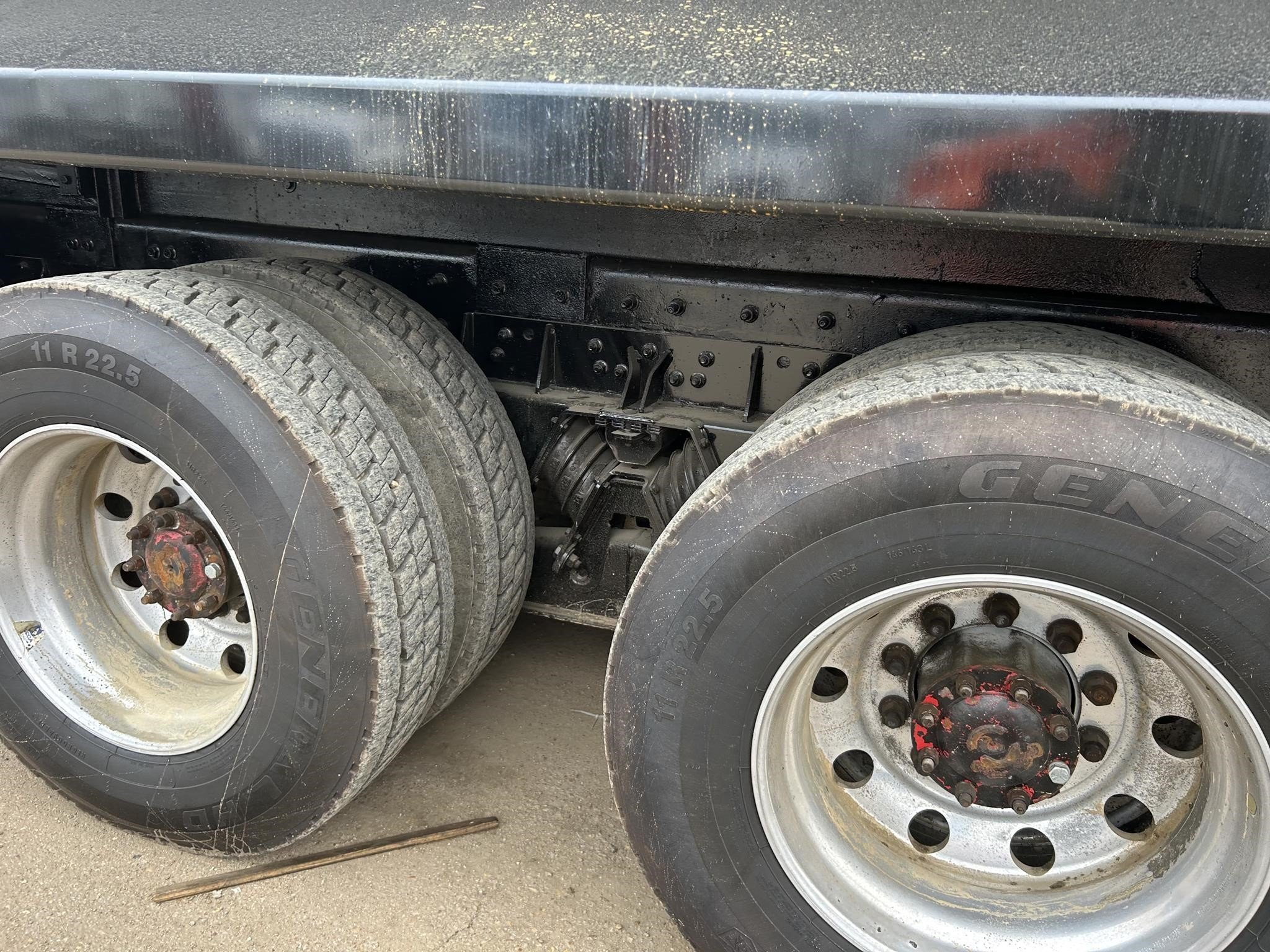 2017 Kenworth T880 Semi Trucks/Trailer