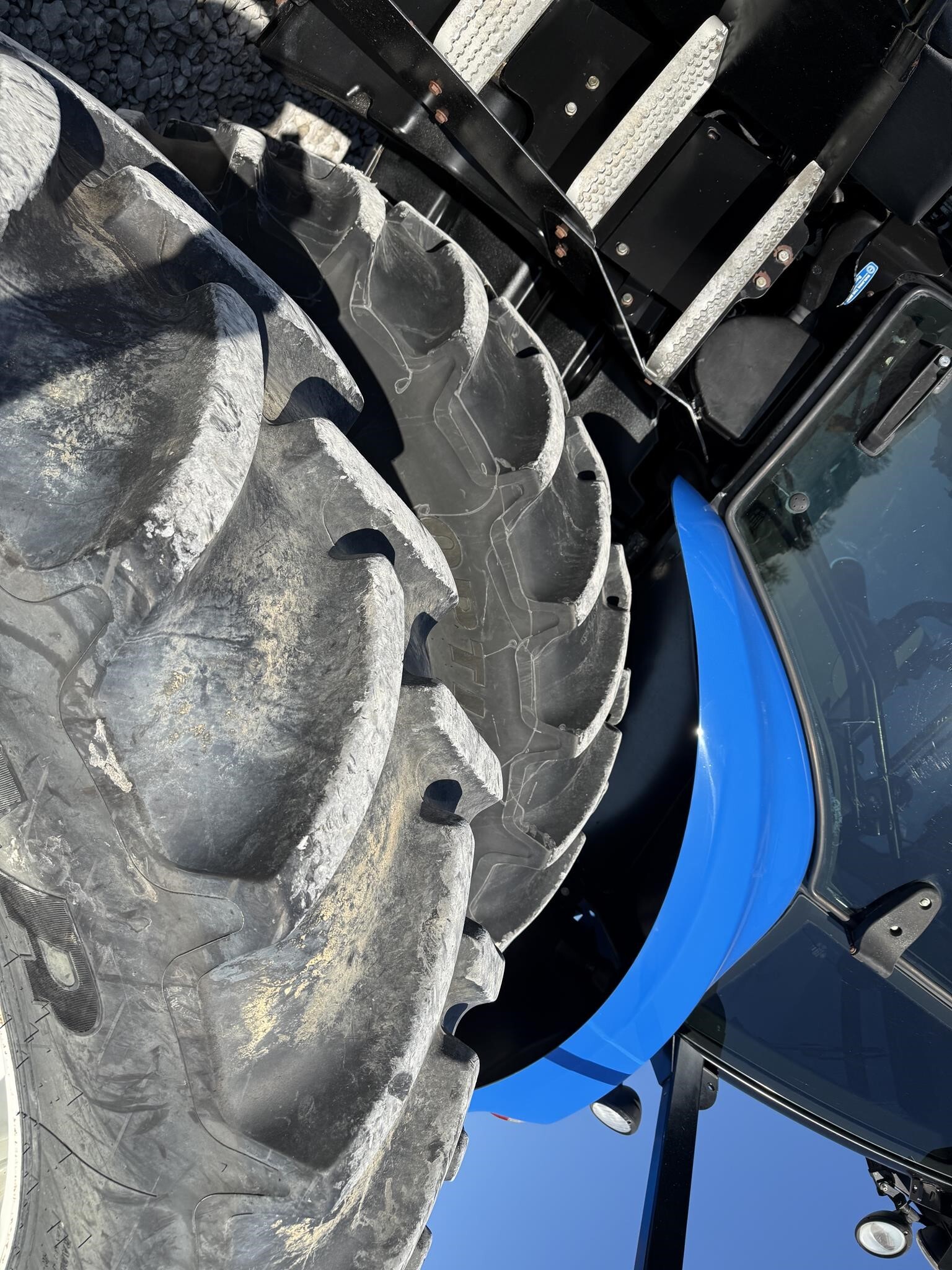 2016 New Holland T8.410 Tractor