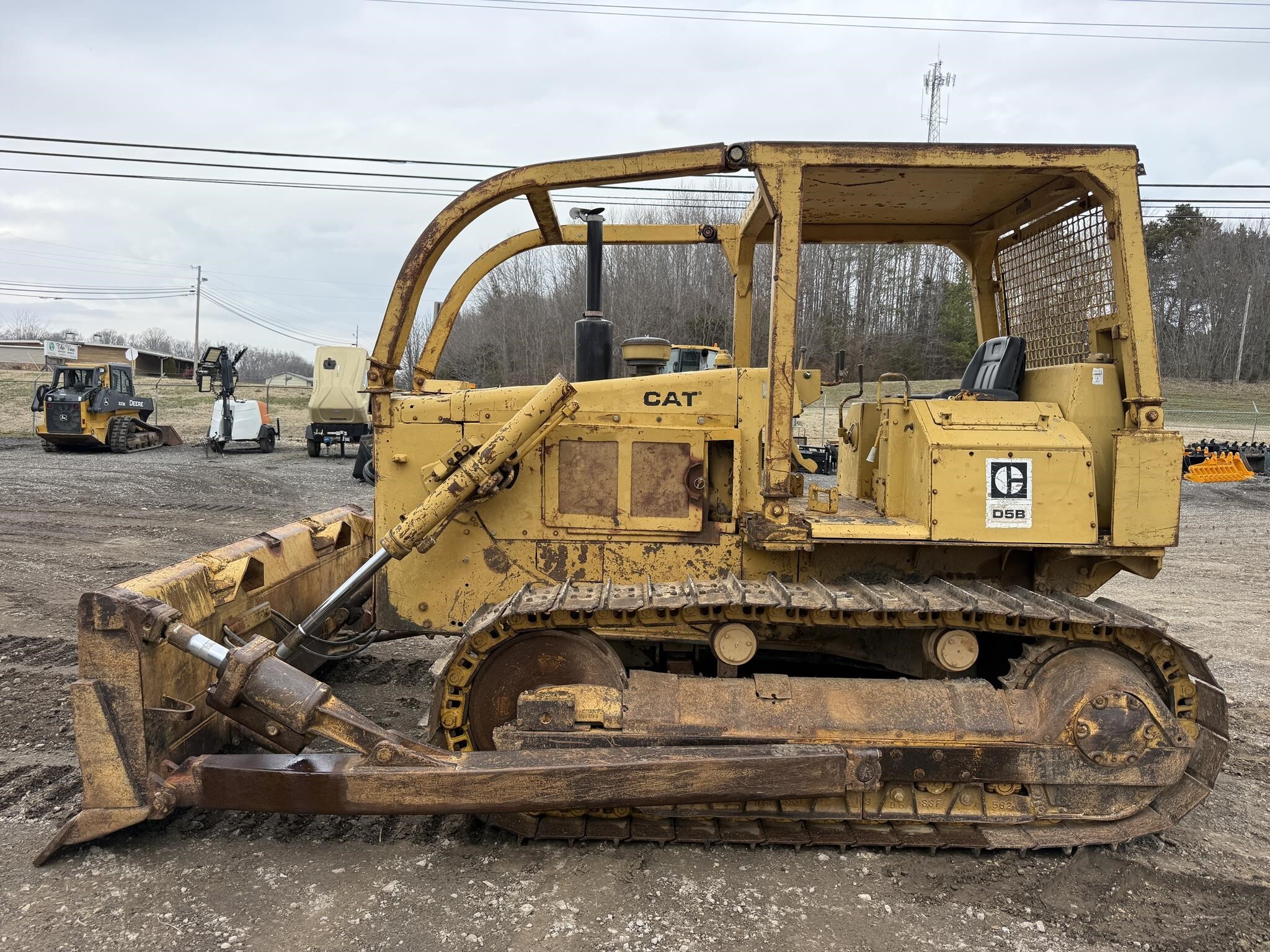 1985 Caterpillar D5B Dozer