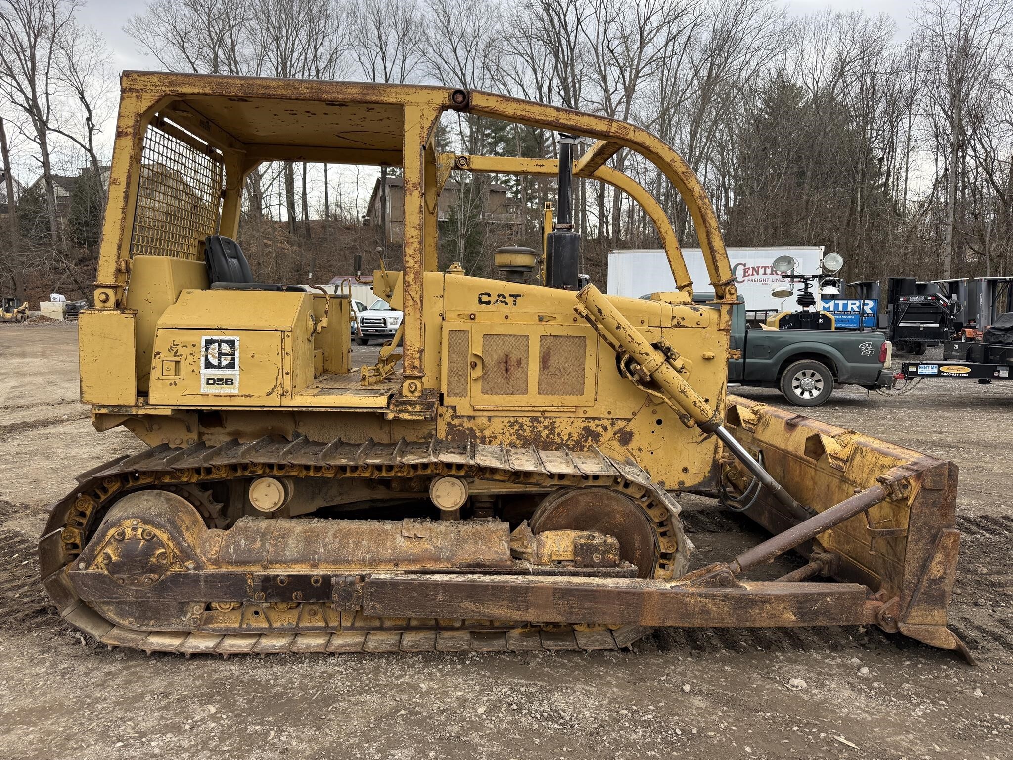 1985 Caterpillar D5B Dozer