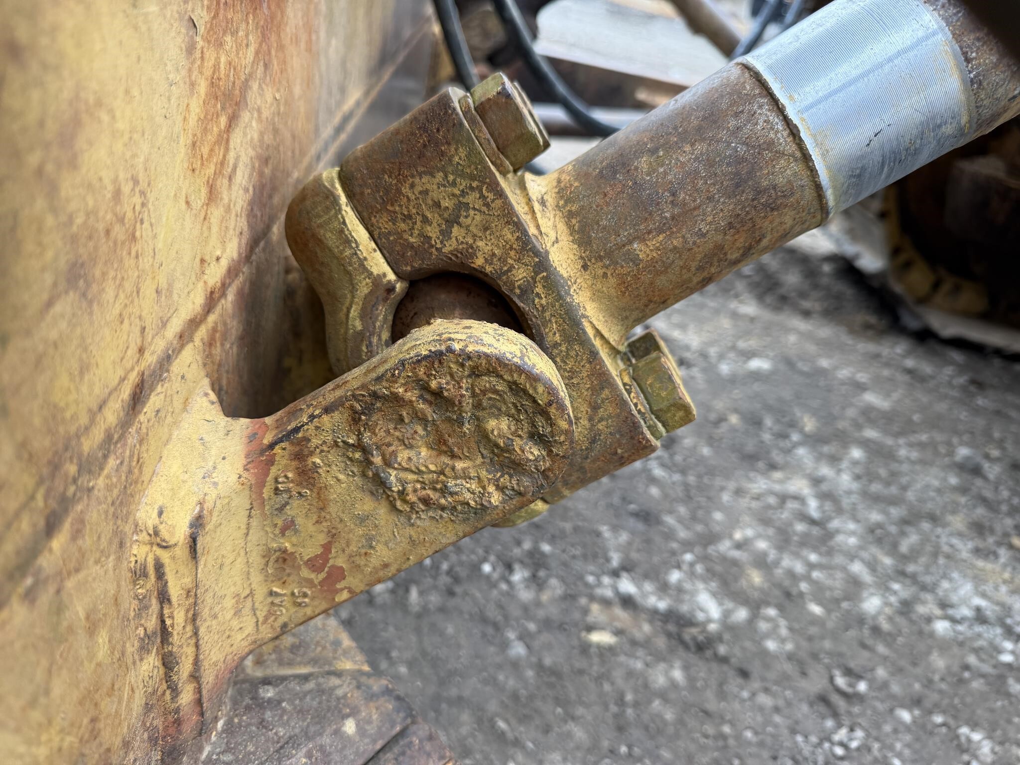 1985 Caterpillar D5B Dozer