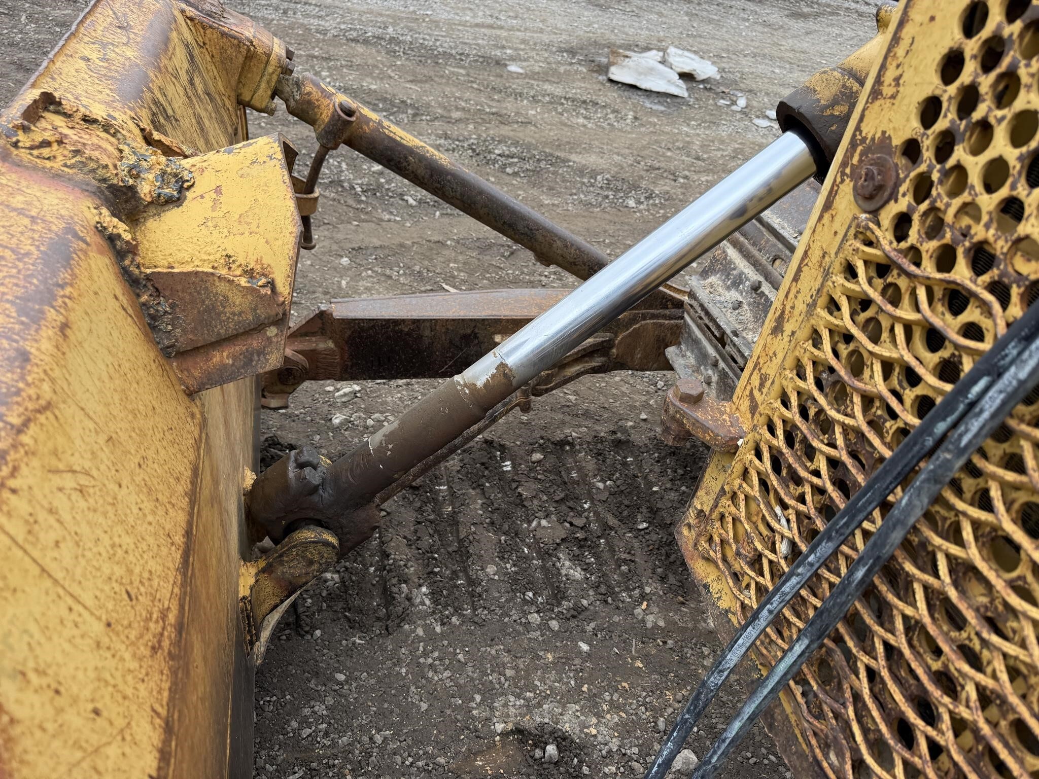 1985 Caterpillar D5B Dozer