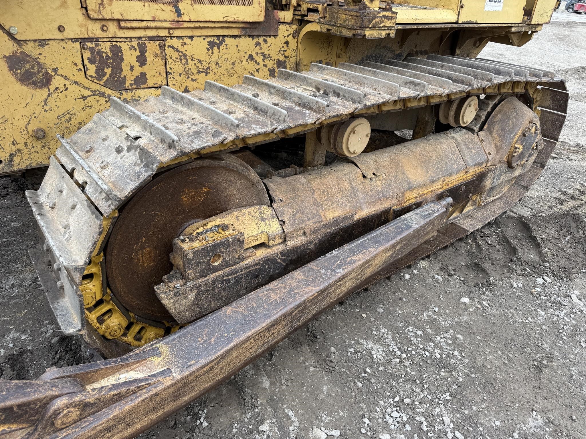 1985 Caterpillar D5B Dozer