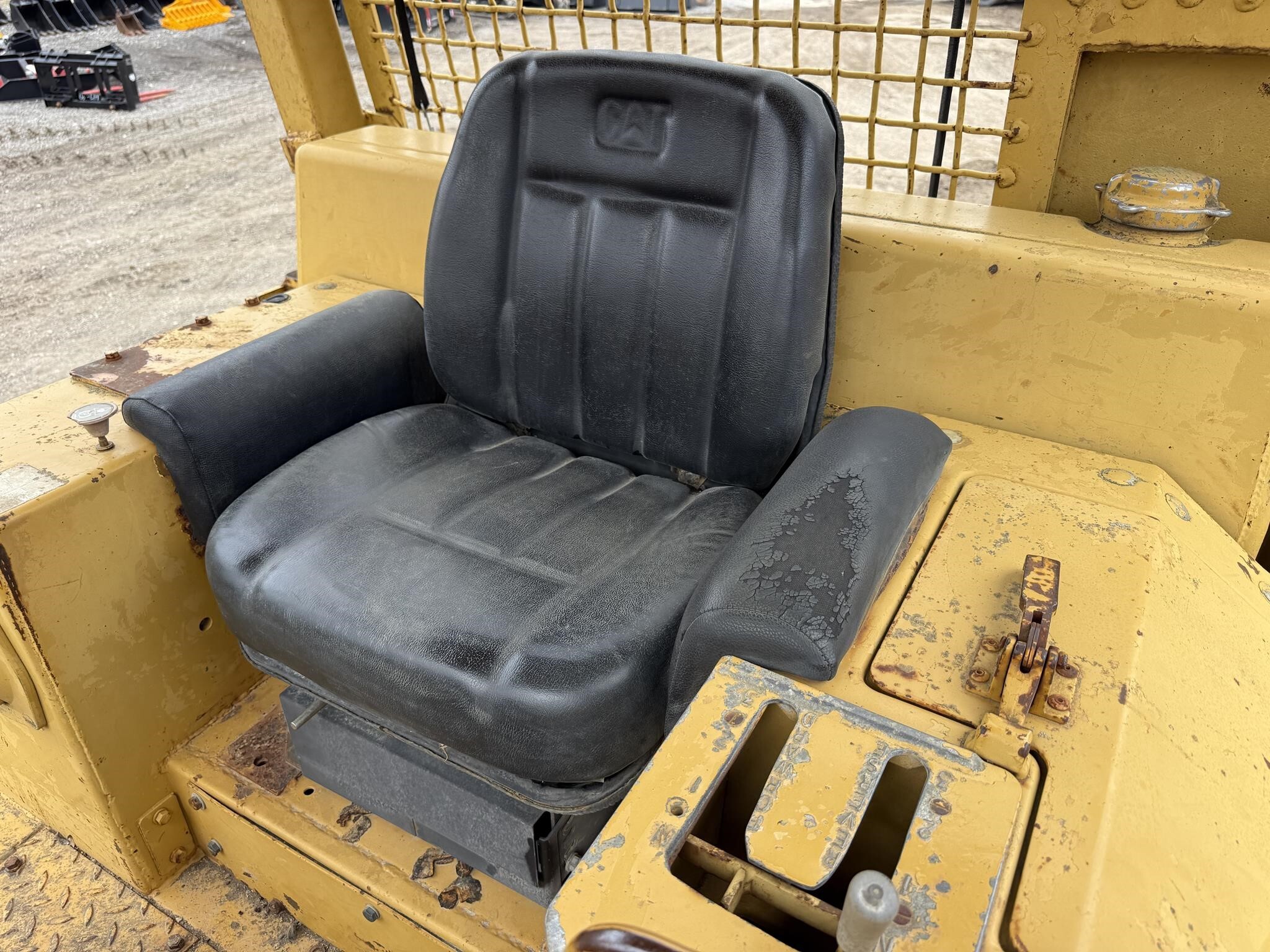 1985 Caterpillar D5B Dozer